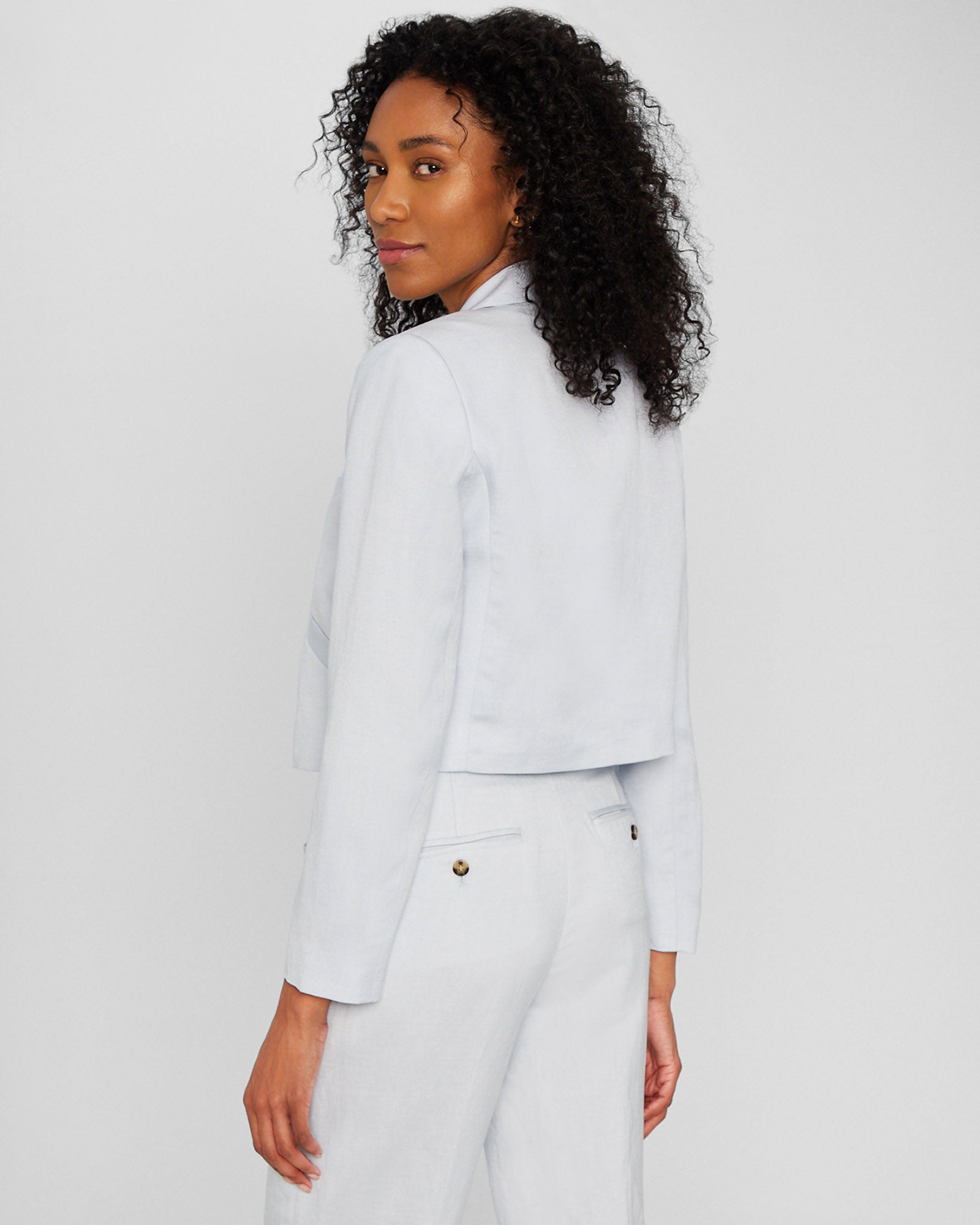 CLUB MONACO - Blazer court en mélange de lin - Bleu Ardoise