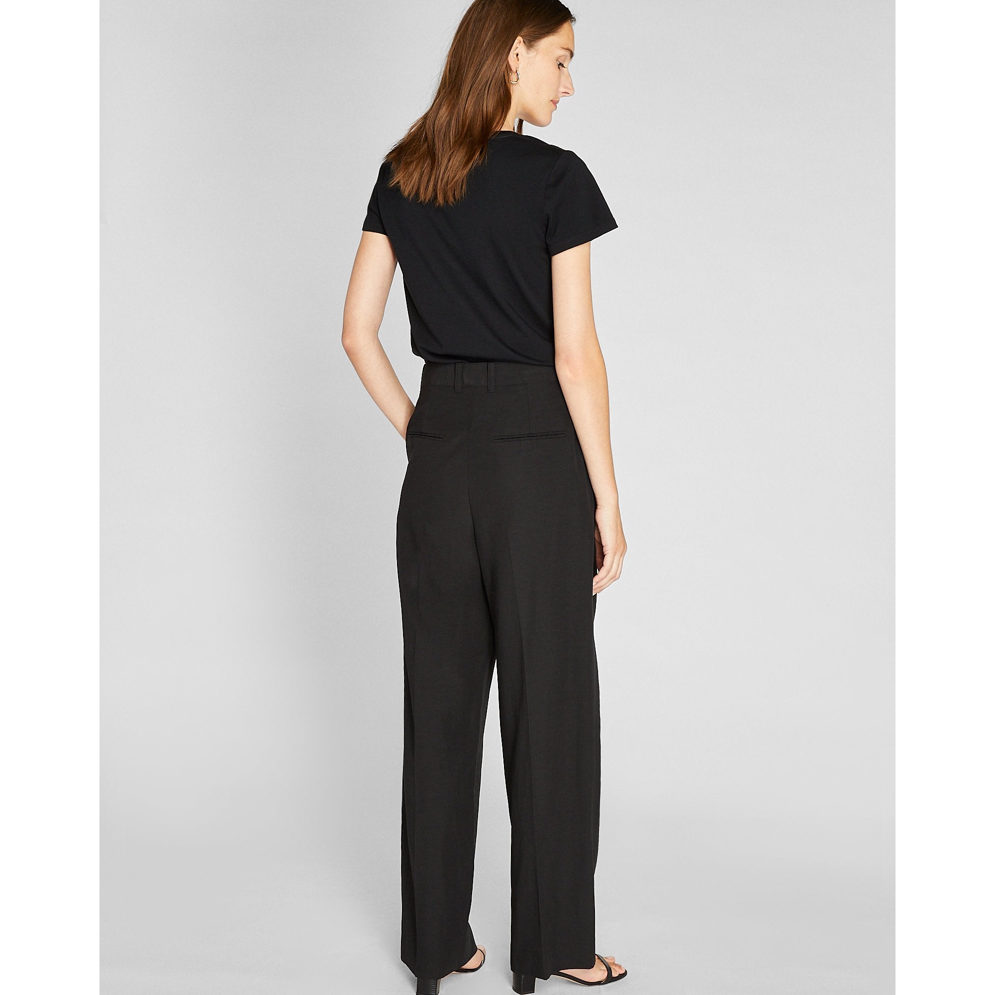 CLUB MONACO - High Rise Pleated Trouser - Soot Black