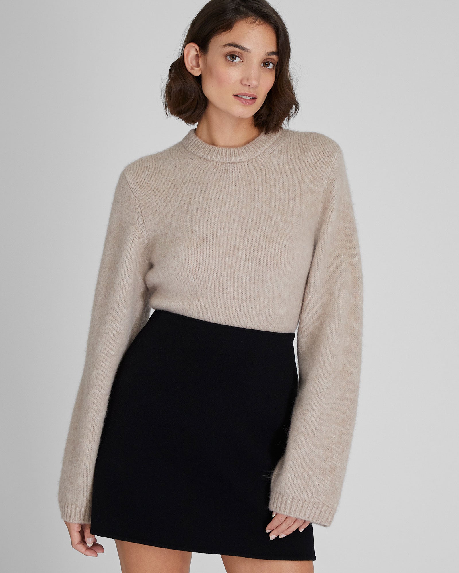 CLUB MONACO - Cropped Relaxed Crewneck - Oatmeal