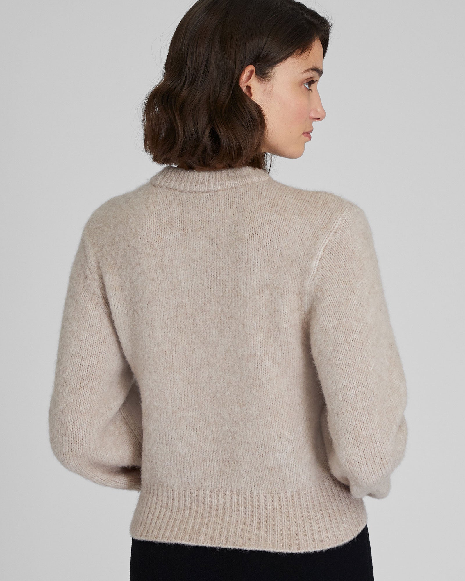 CLUB MONACO - Cropped Relaxed Crewneck - Oatmeal
