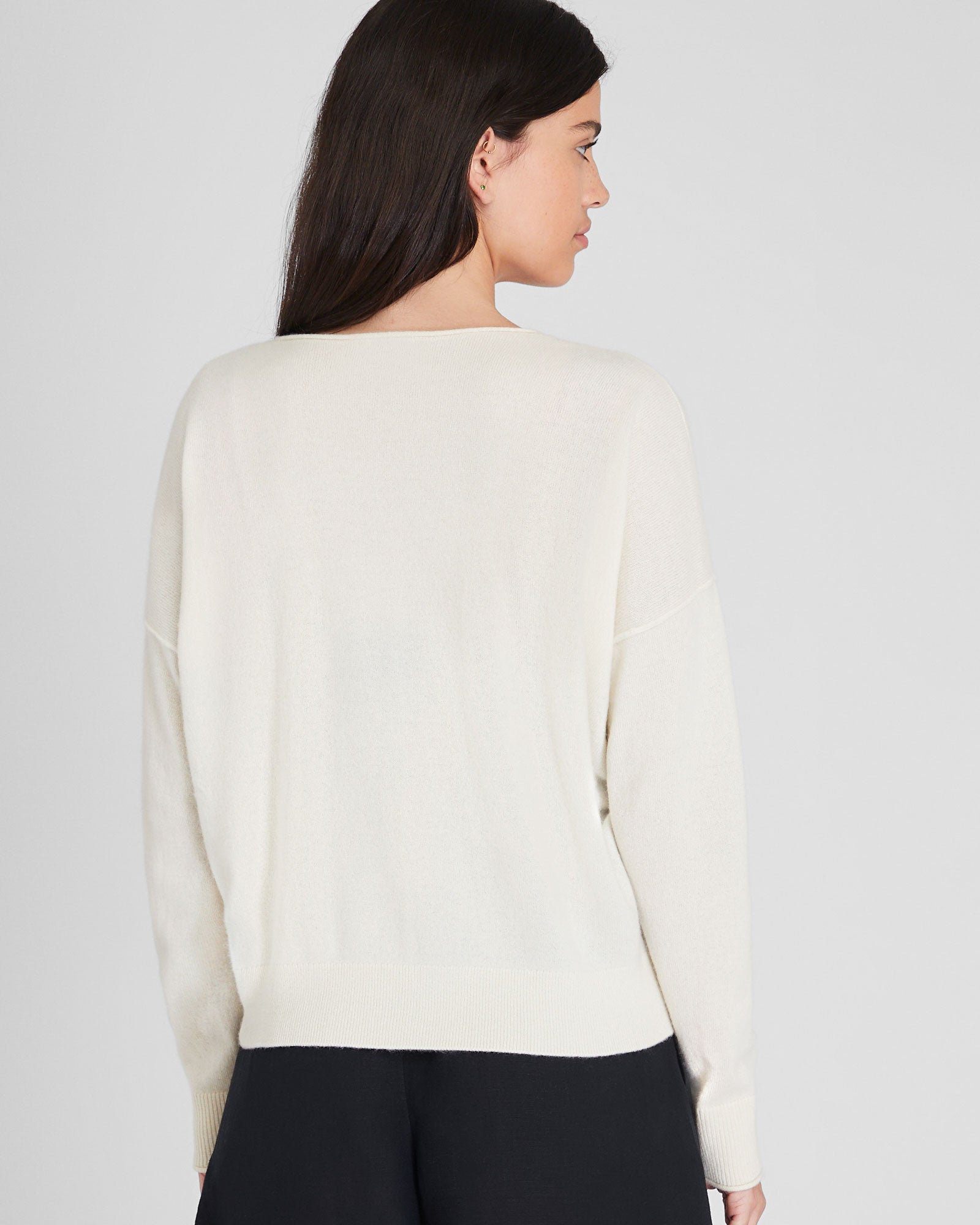 CLUB MONACO - Cardigan en cachemire col en V - Ivoire