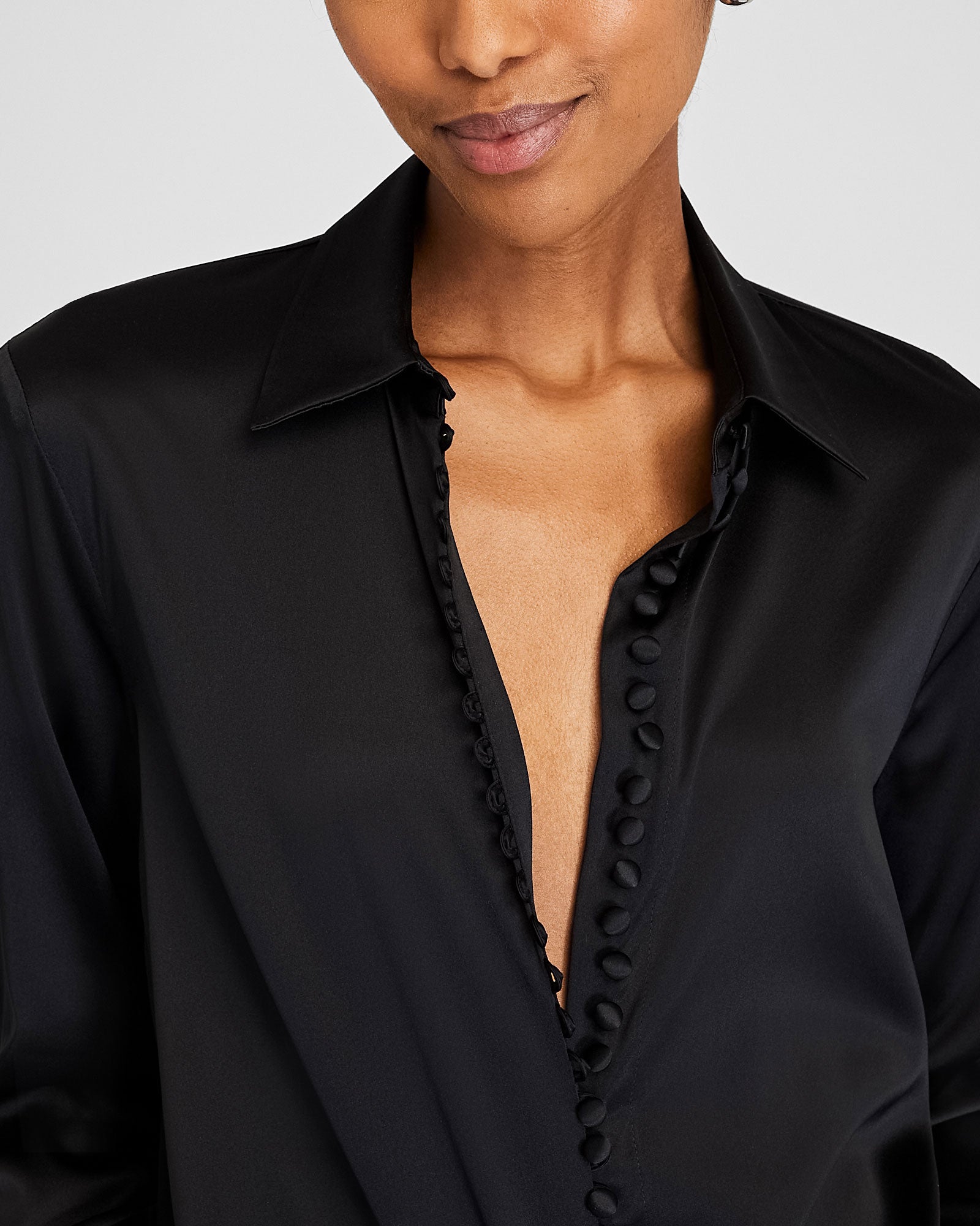 CLUB MONACO - Chemise Helek en soie charmeuse - Noir