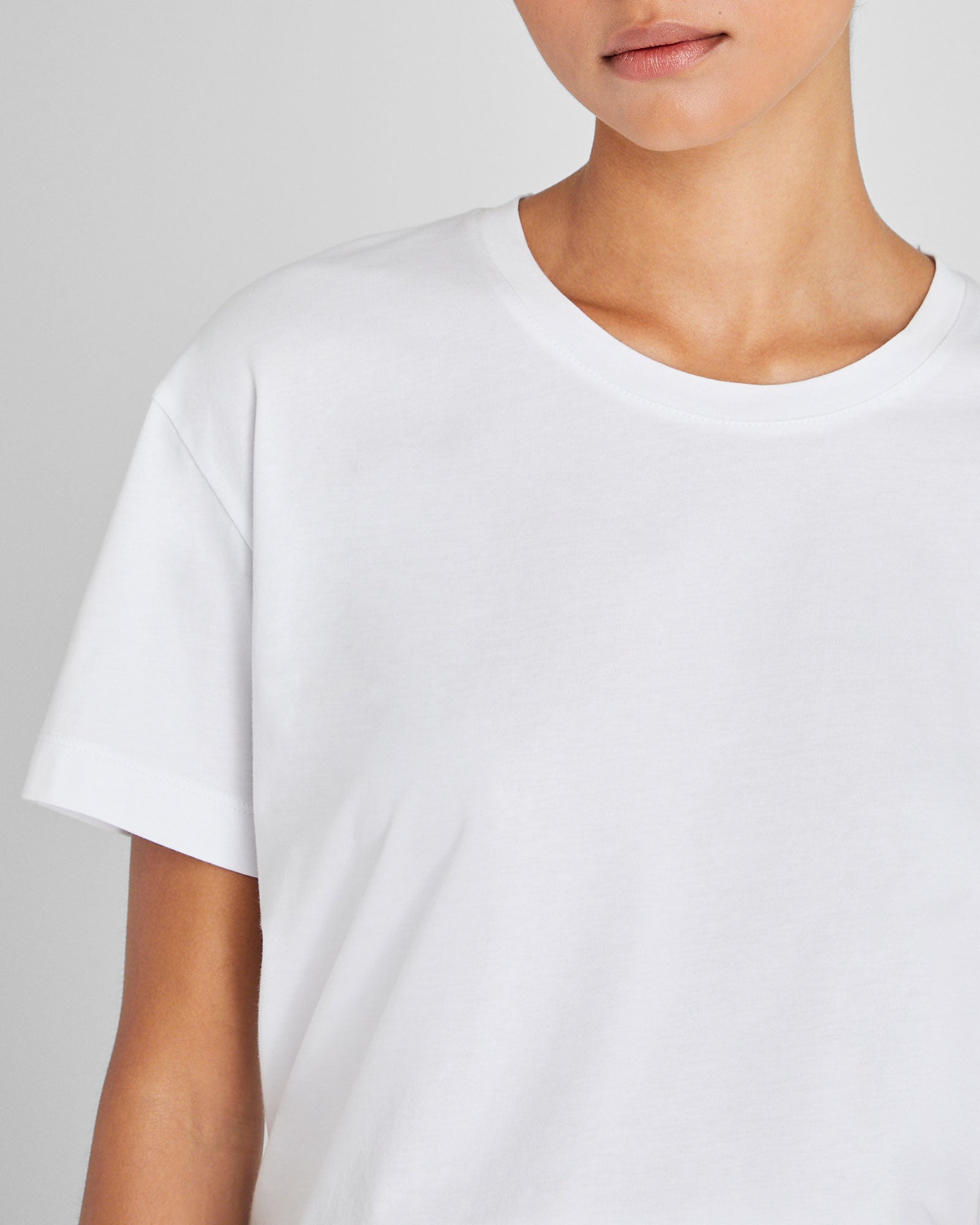 CLUB MONACO - T-shirt carré en coton pima - Blanc