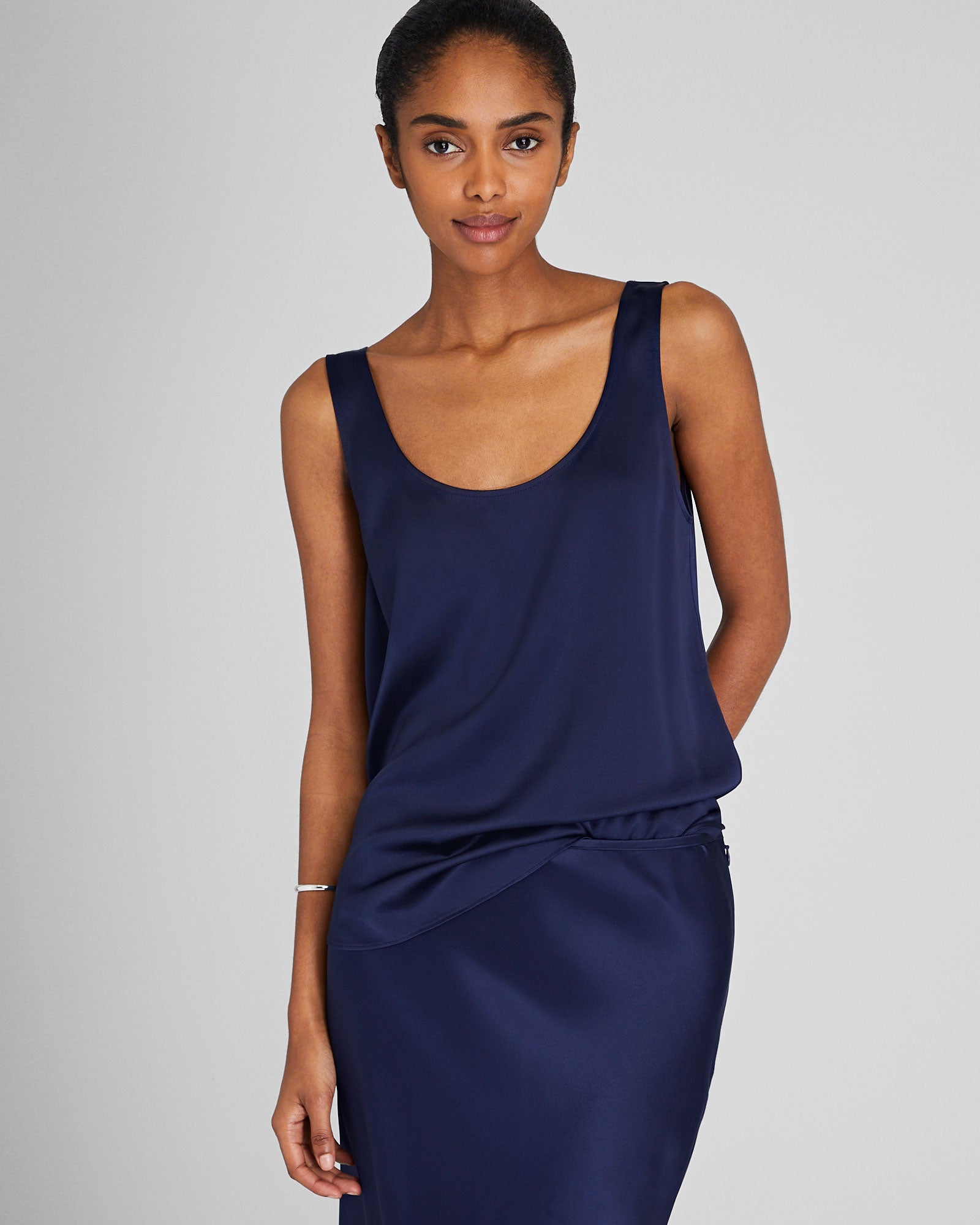 CLUB MONACO - Silk Charmeuse Scoop Neck Tank - Navy