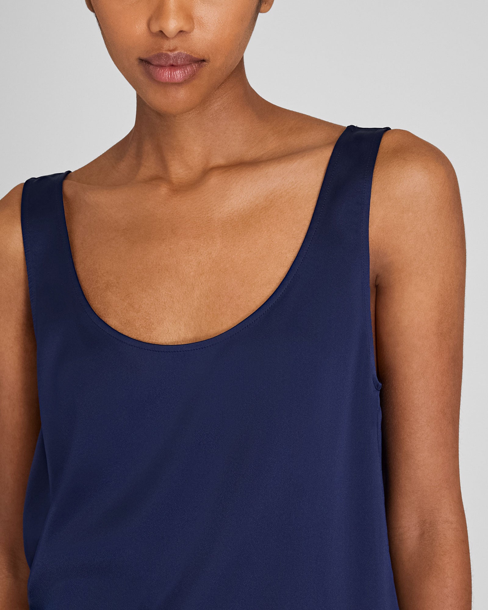 CLUB MONACO - Silk Charmeuse Scoop Neck Tank - Navy
