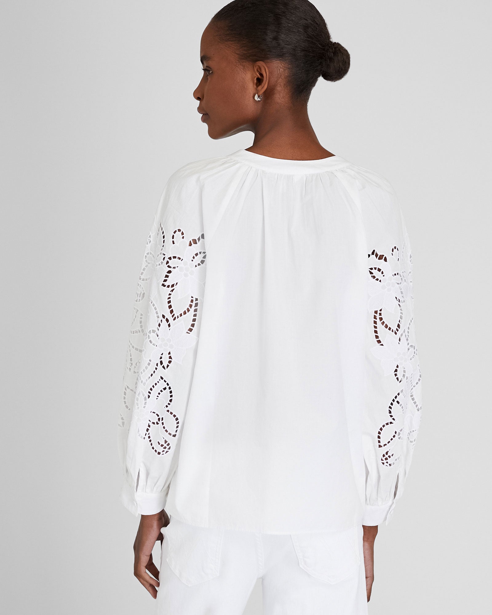 CLUB MONACO - Eyelet Sleeve Top - White