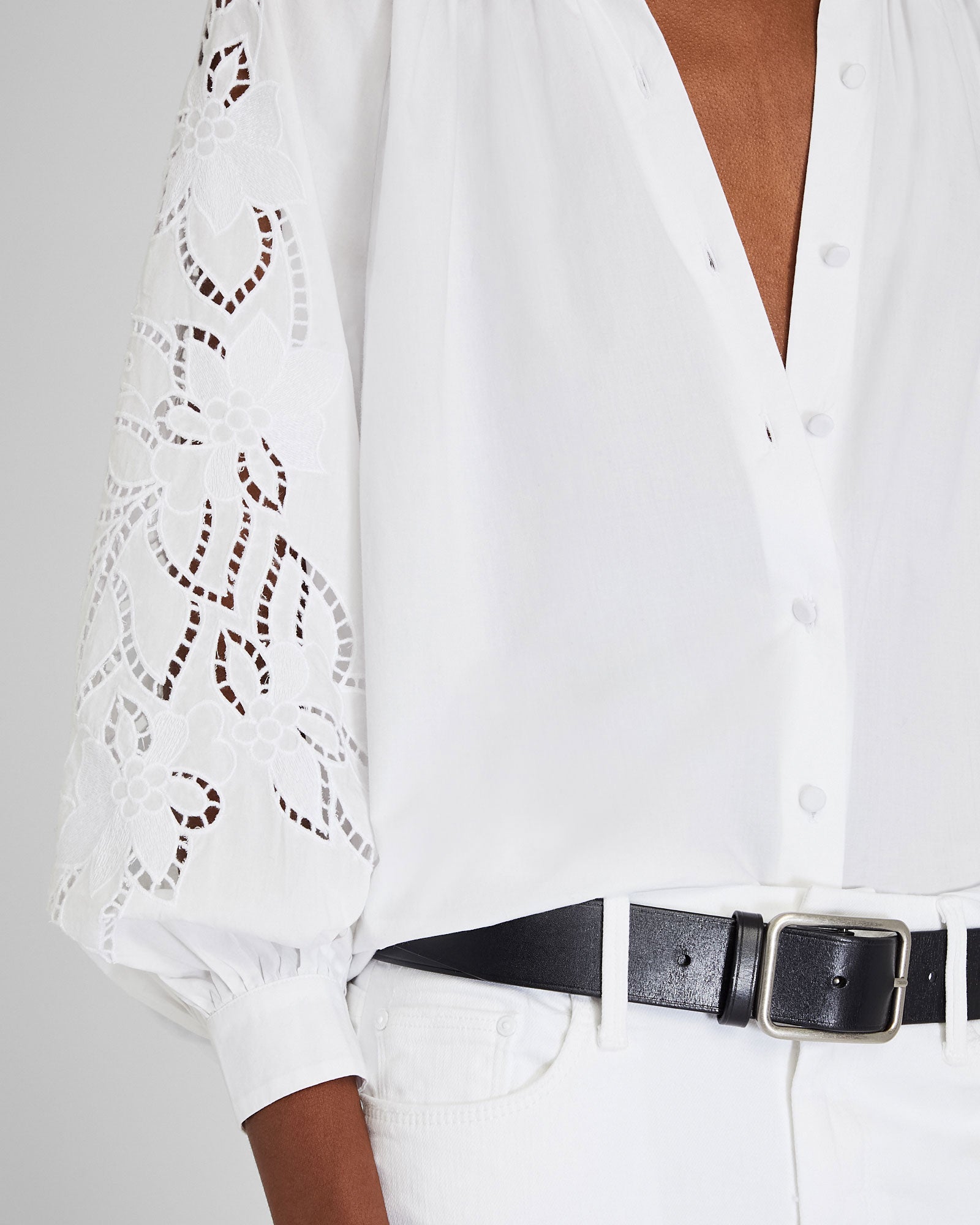 CLUB MONACO - Eyelet Sleeve Top - White