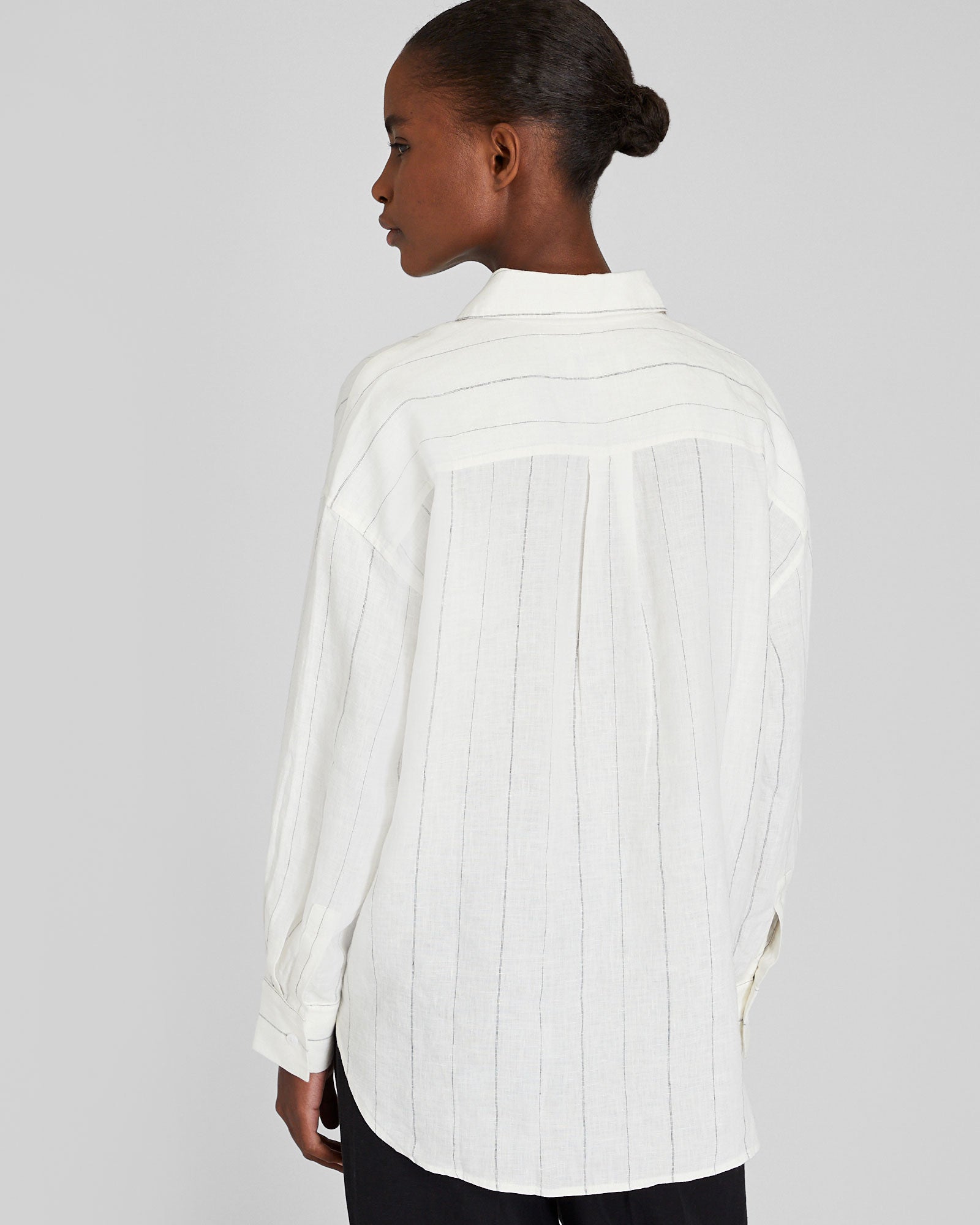 CLUB MONACO - Chemisier boutonné en lin à rayures - Base Blanche Rayée
