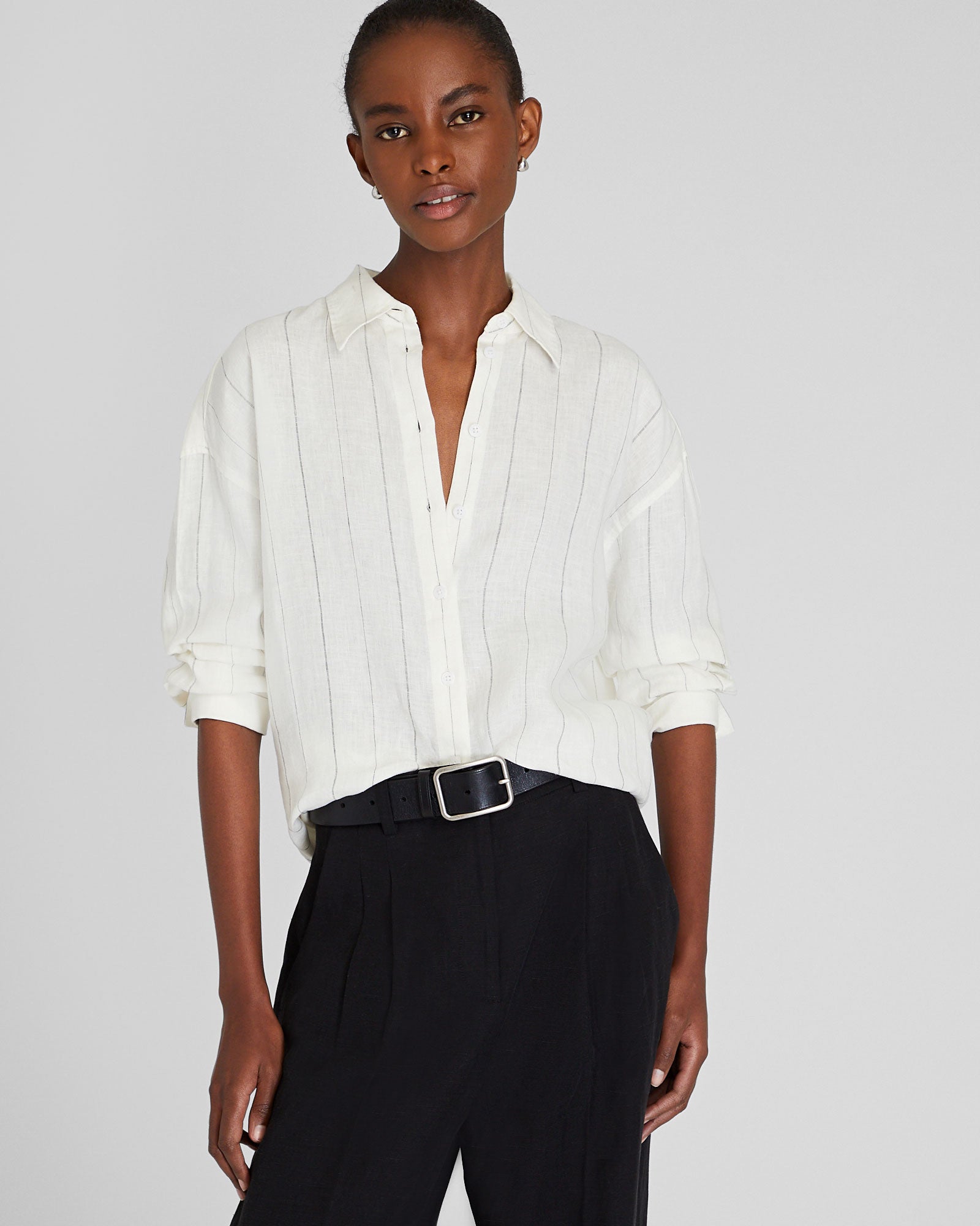 CLUB MONACO - Chemisier boutonné en lin à rayures - Base Blanche Rayée
