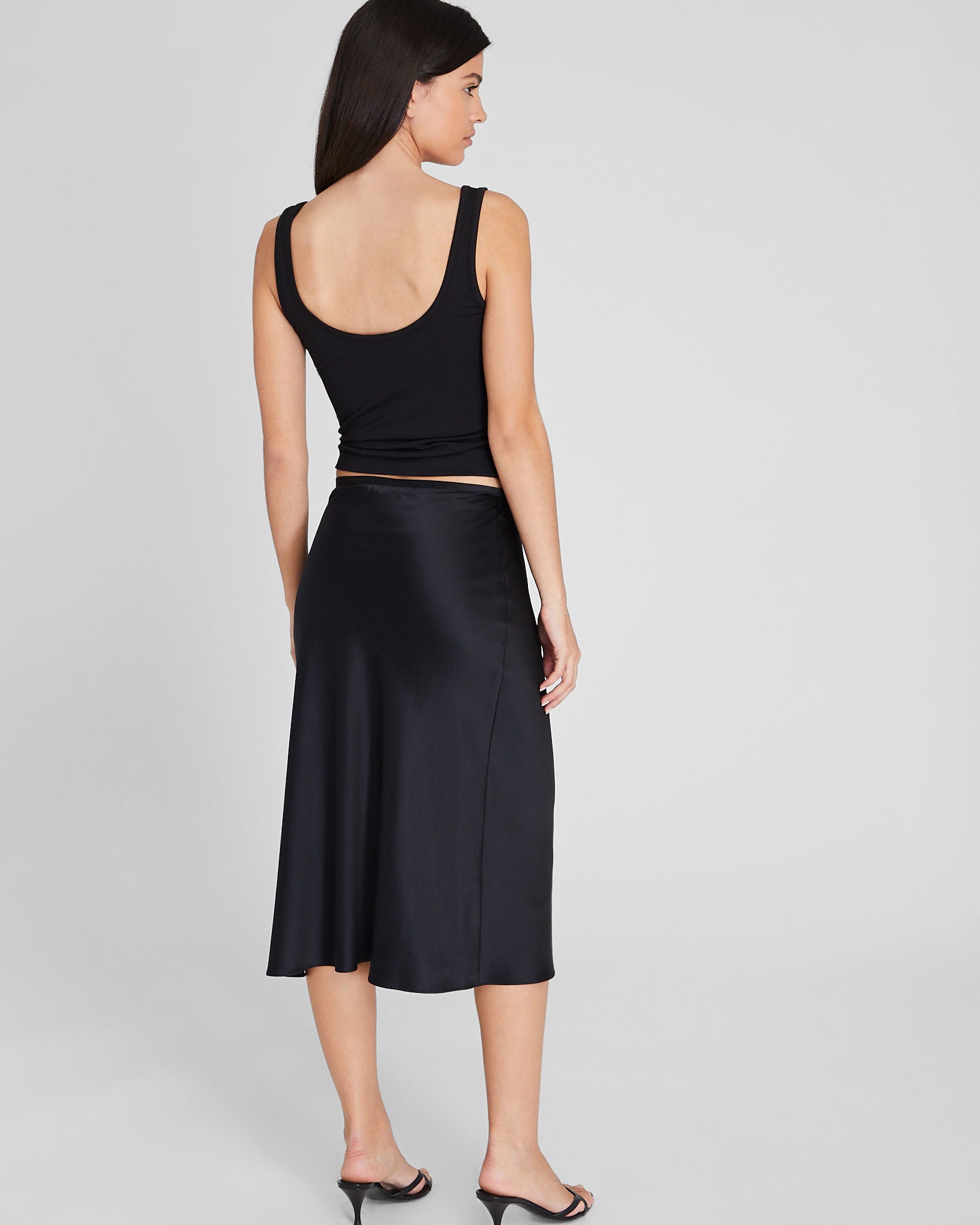 CLUB MONACO - Jupe mi-longue en soie charmeuse - Noir