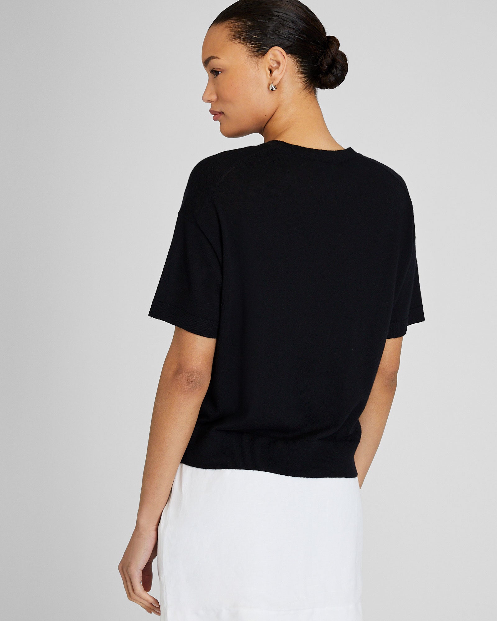 CLUB MONACO - Chandail en cachemire manche courte - Noir
