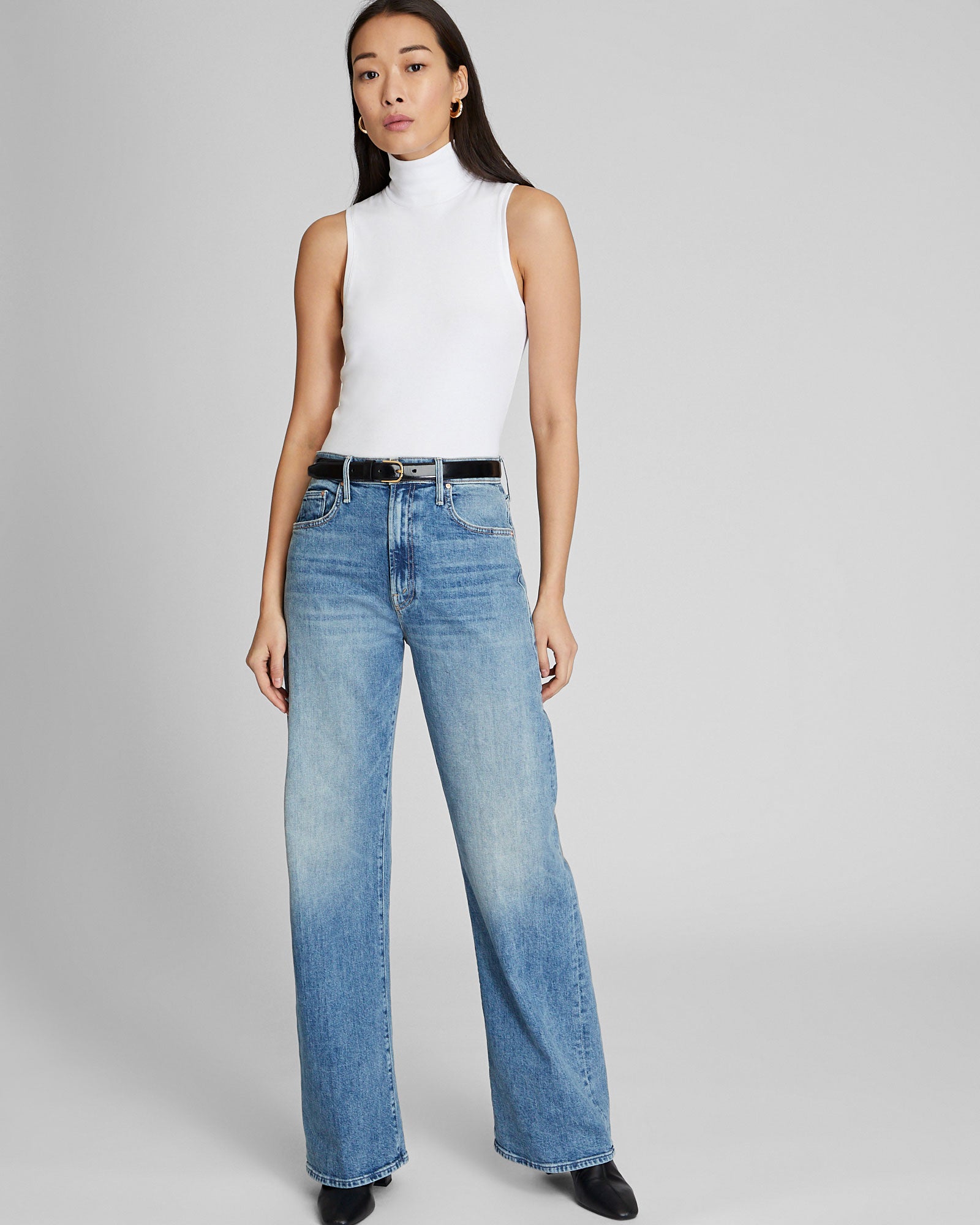 CLUB MONACO - Sleeveless Bowee Turtleneck - White