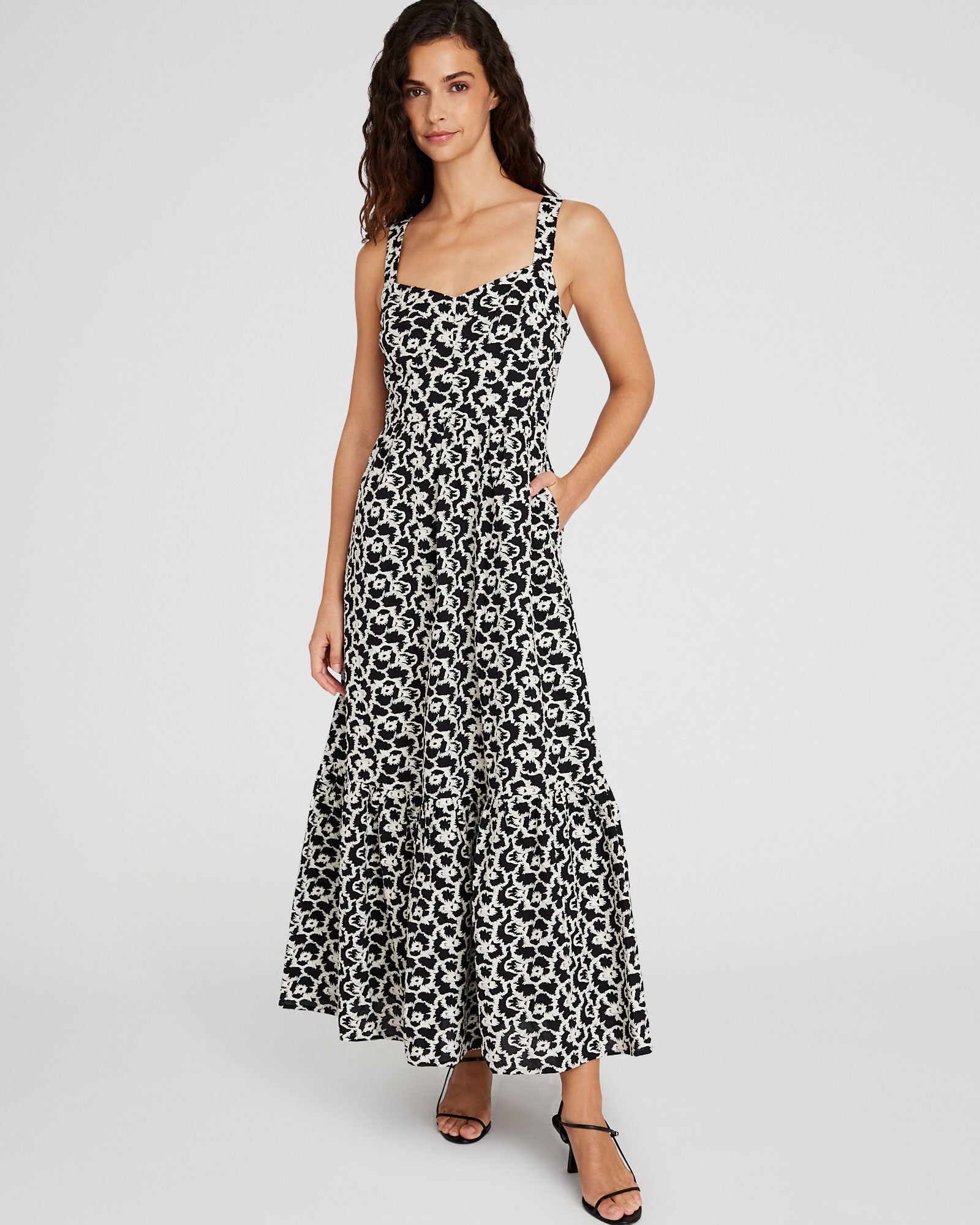 CLUB MONACO - Robe maxi à étages froncés - Noir