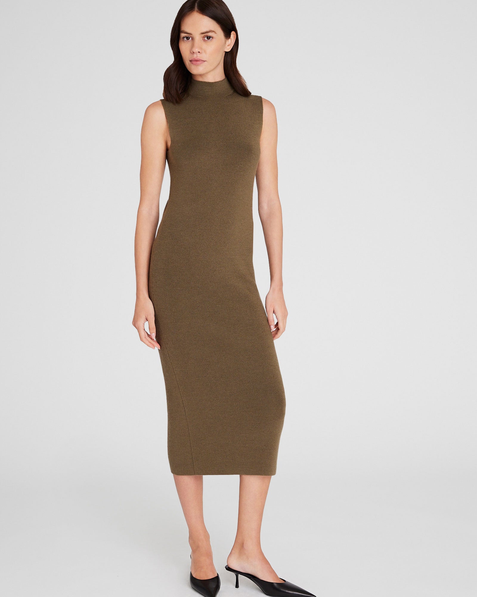 CLUB MONACO - Robe à col cheminée côtelée en mérinos - Noyau d'Olive