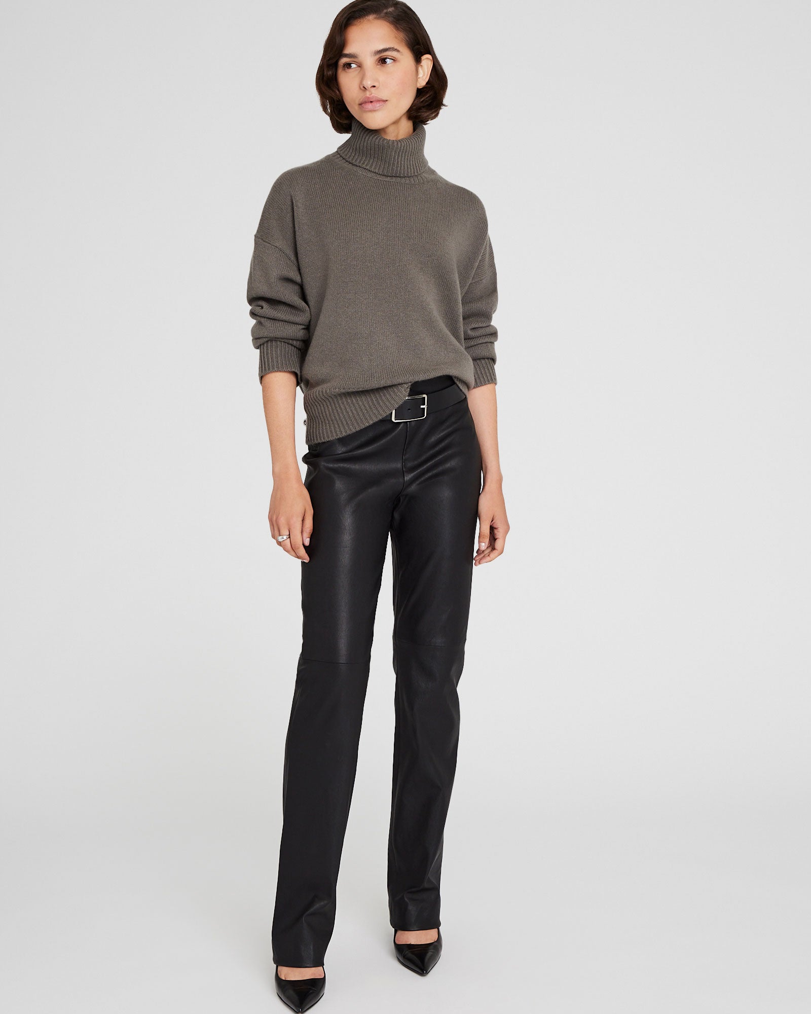CLUB MONACO - Pull à col roulé en cachemire - Brun