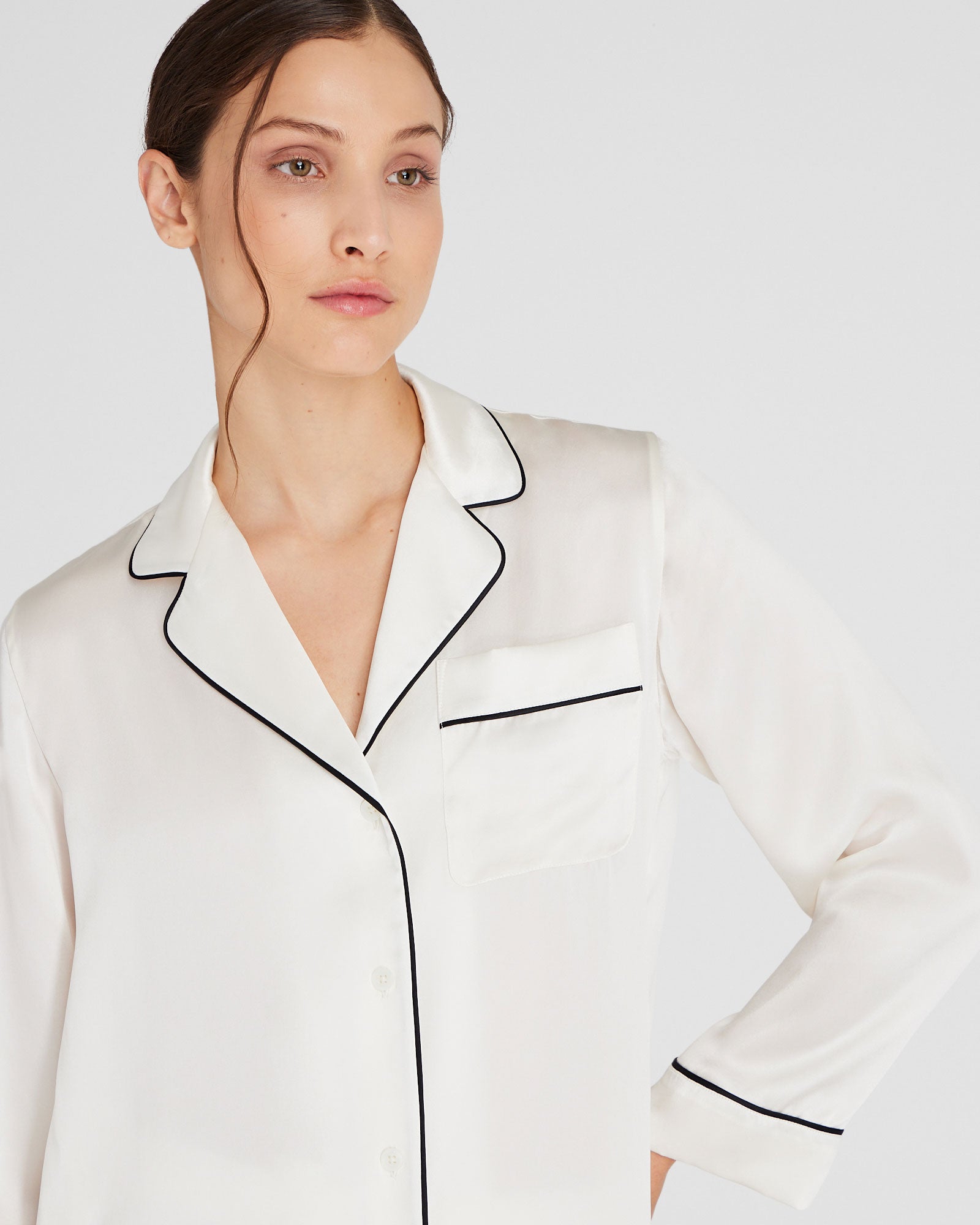CLUB MONACO - Ensemble pyjama en soie à manches longues - Crème