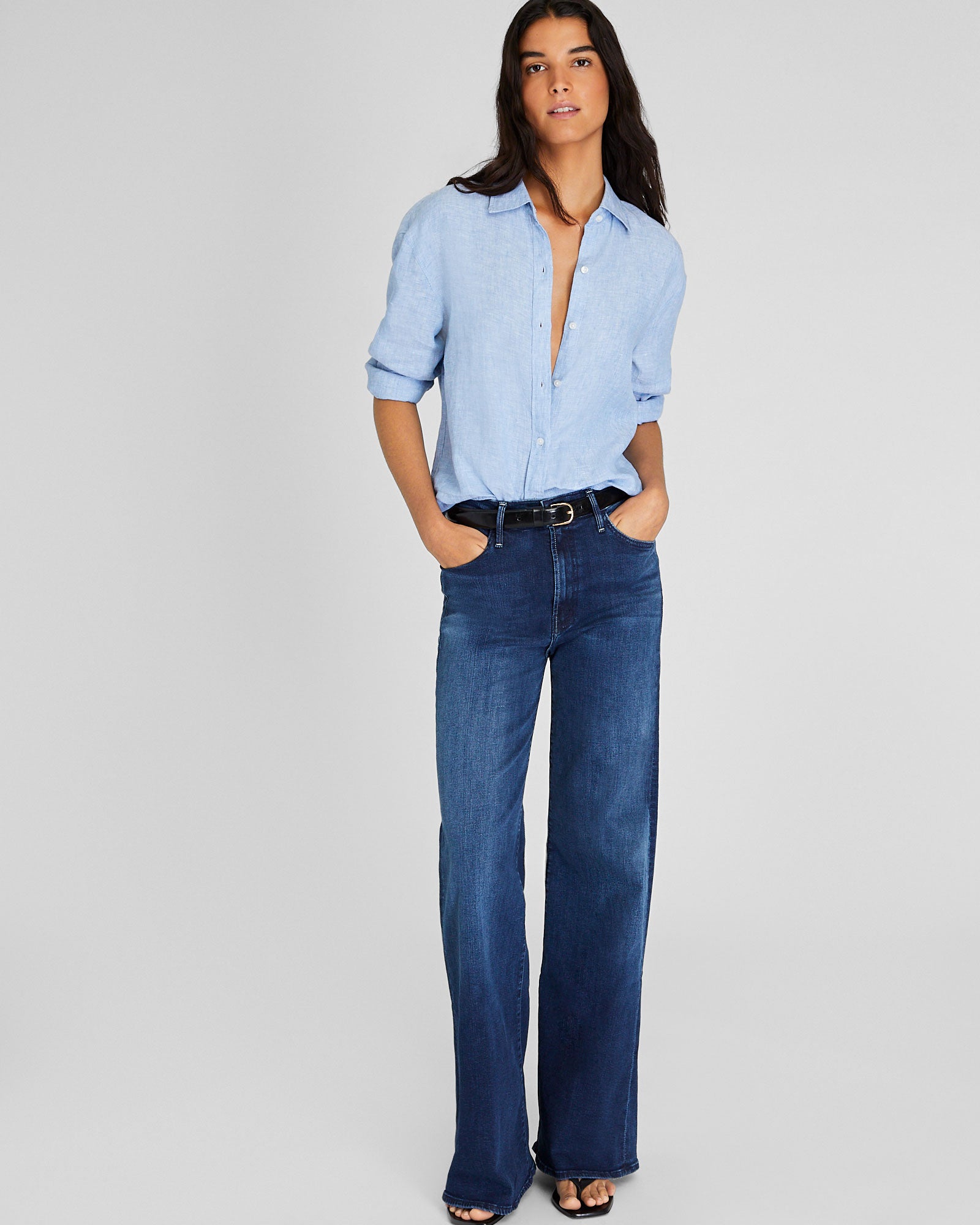 CLUB MONACO - MOTHER The Hustler Roller Sneak Jeans - Medium Denim