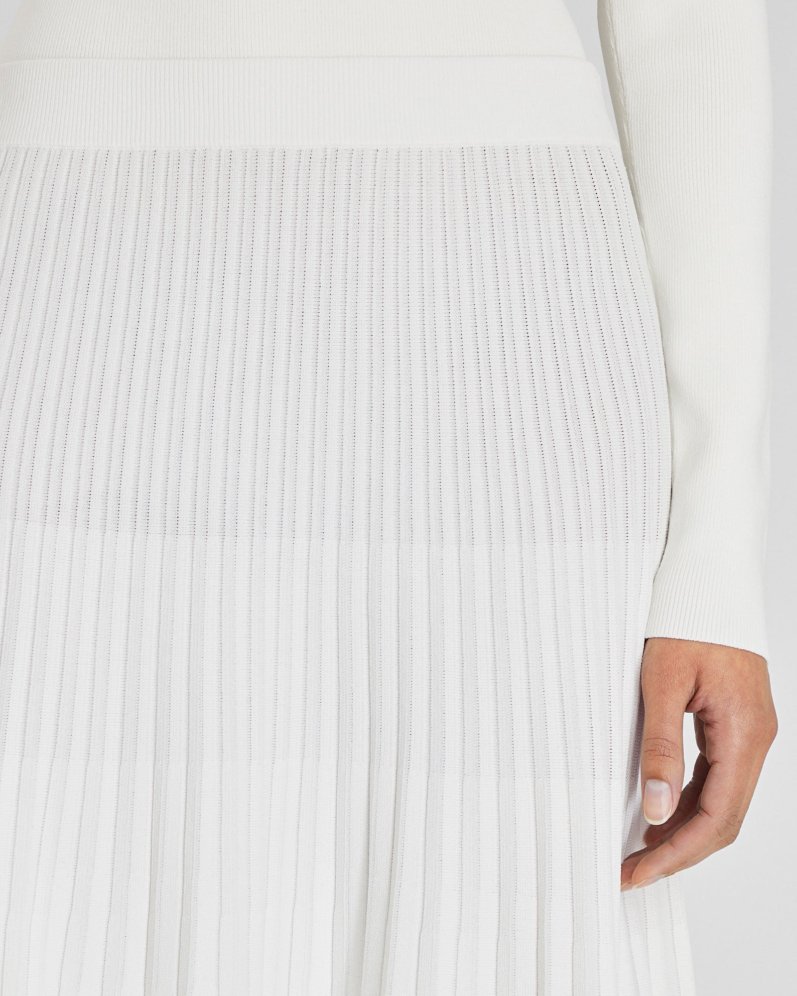 CLUB MONACO - Sunburst Pleat Ribbed Knit Midi Skirt - Soft Pearl