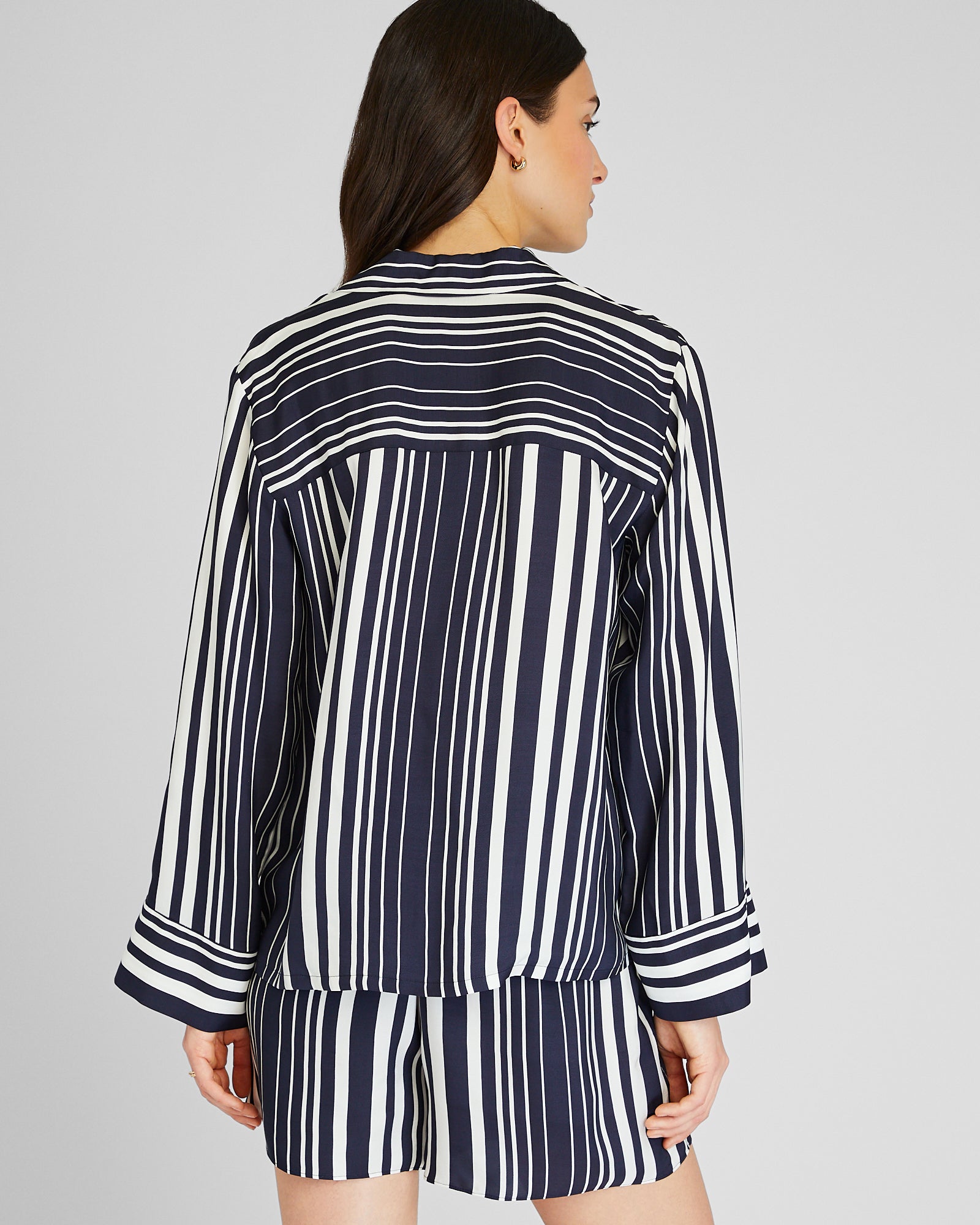 CLUB MONACO - Relaxed Resort Shirt - Navy White Stripe