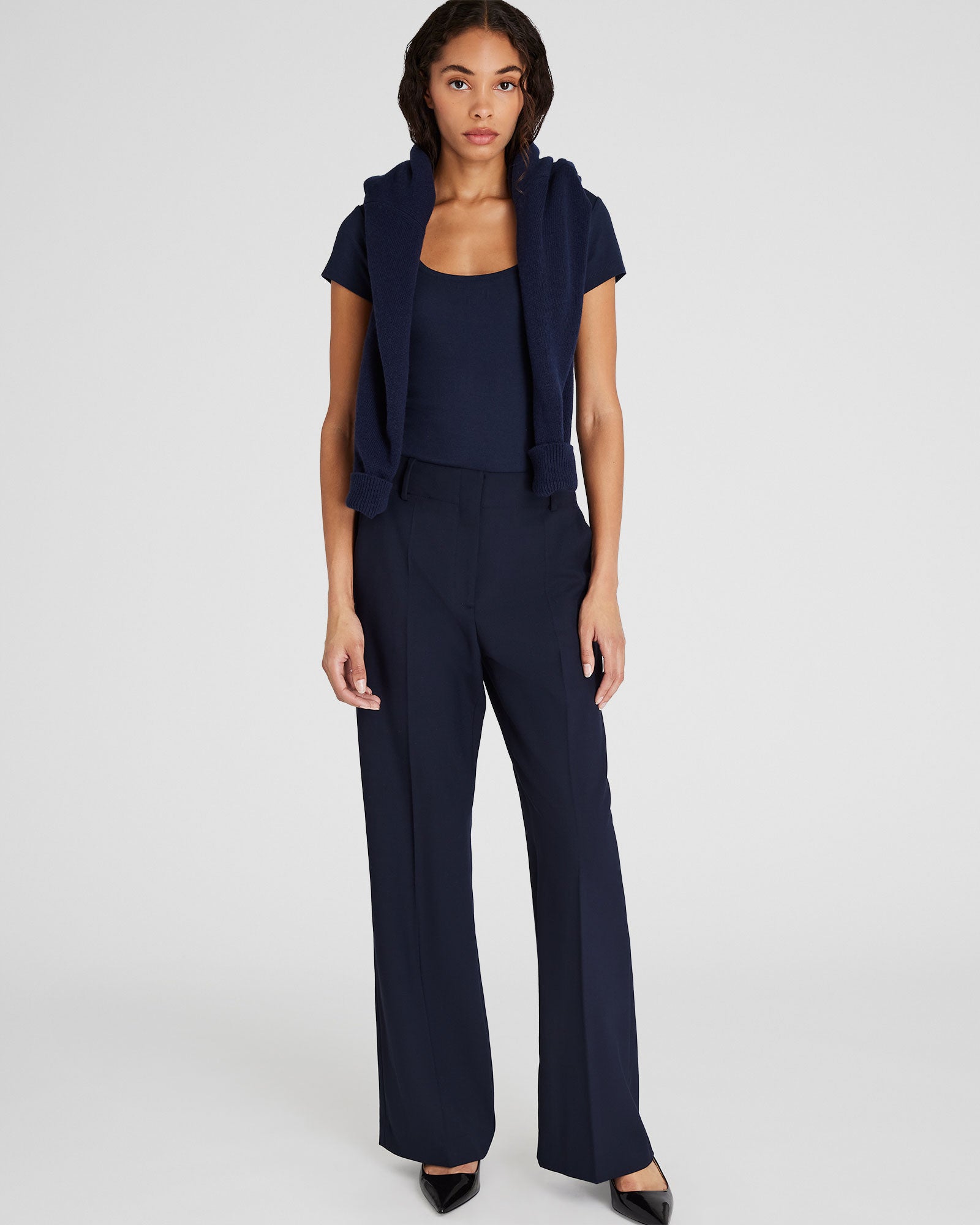 CLUB MONACO - Bowee Scoop Neck Tee - Navy