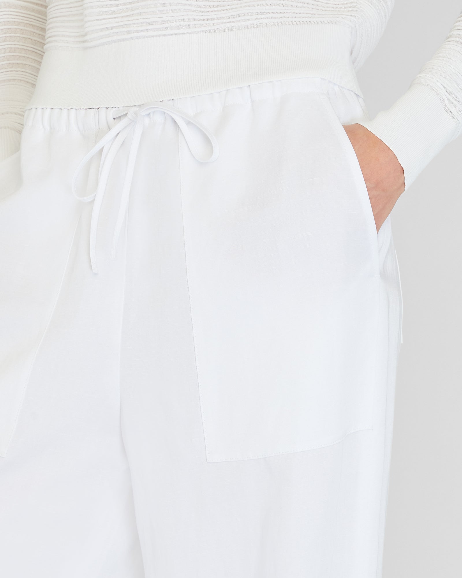CLUB MONACO - Lightweight Sateen Pant - Blanc