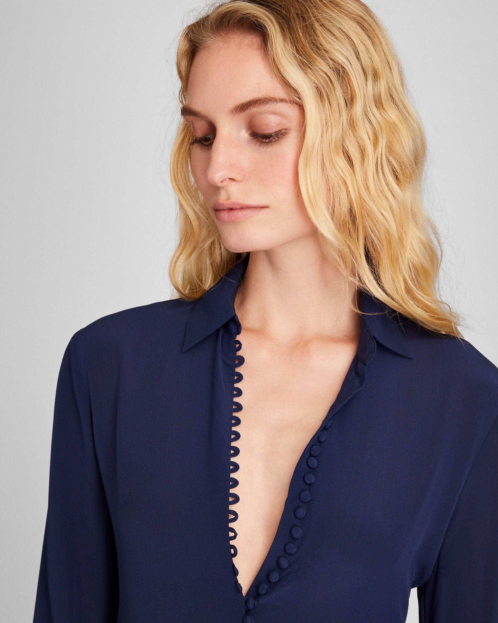CLUB MONACO - Chemise en soie Helek - Marine