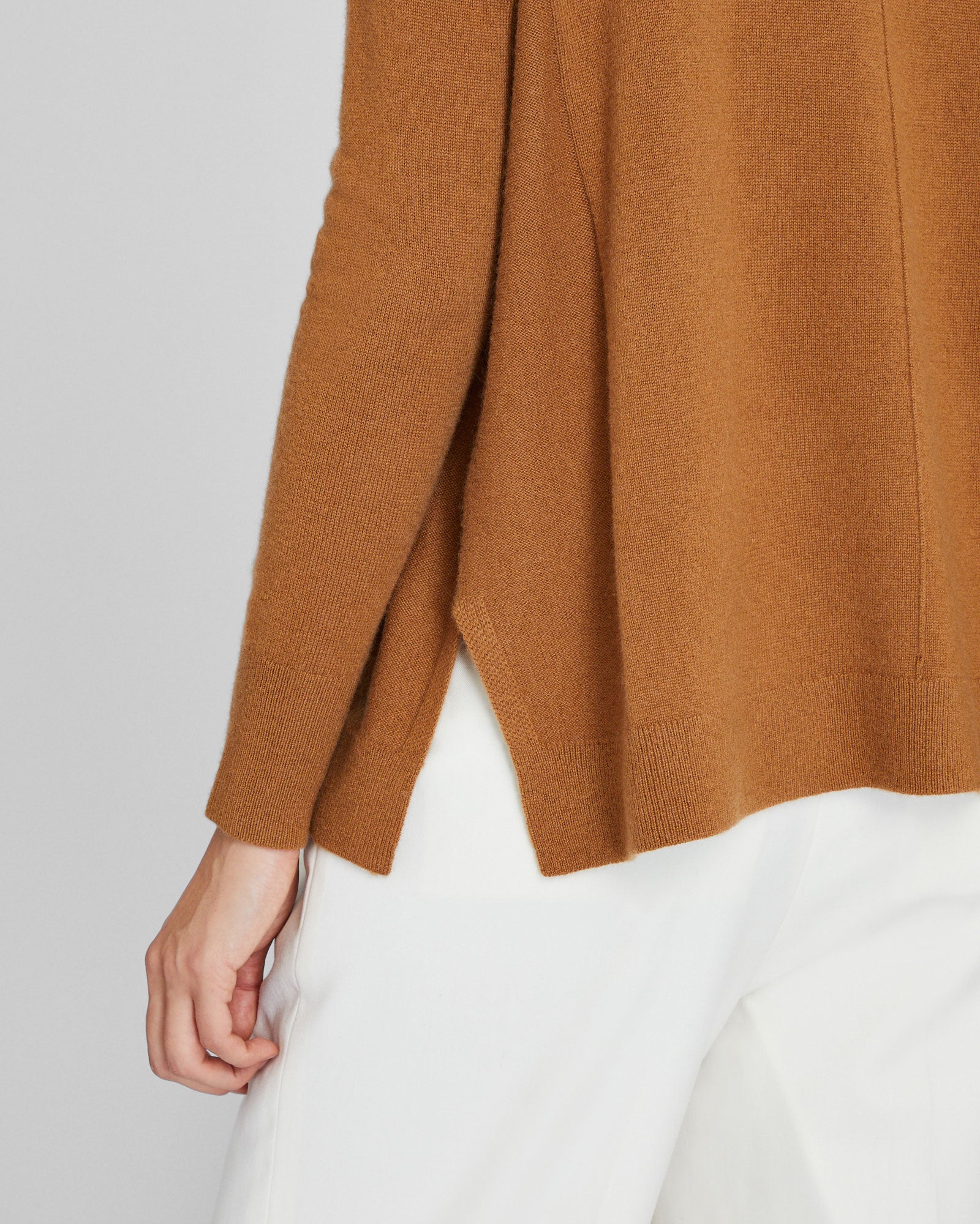 CLUB MONACO - Chandail en cachemire Safiya - Chameau