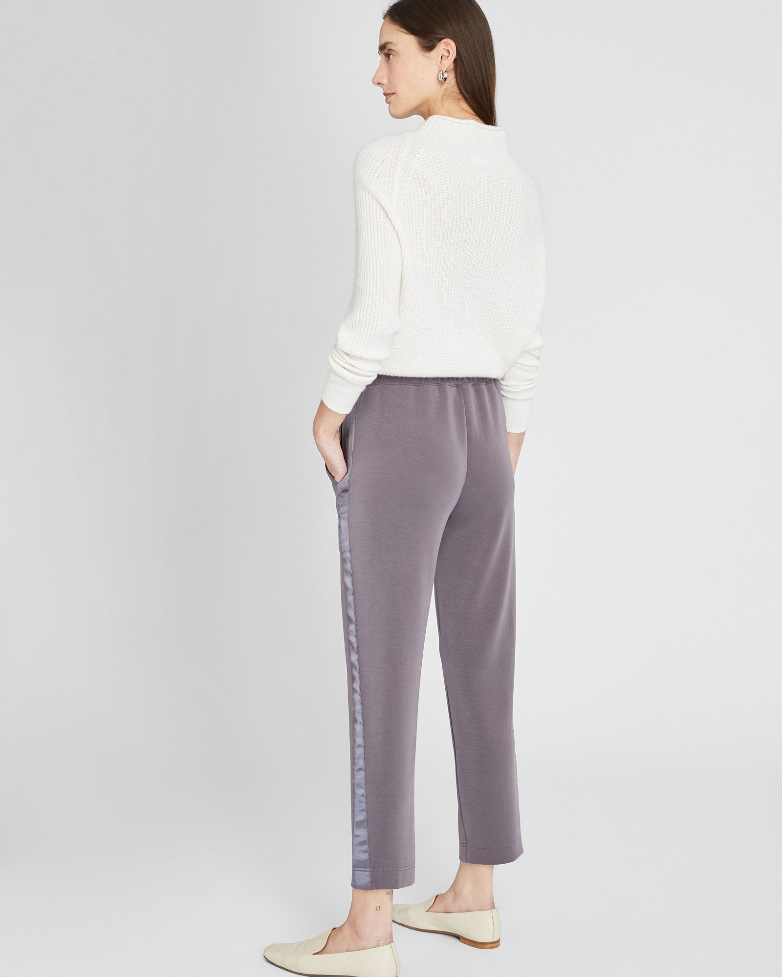 CLUB MONACO - Pantalon en tricot à galon de satin - Gris foncé