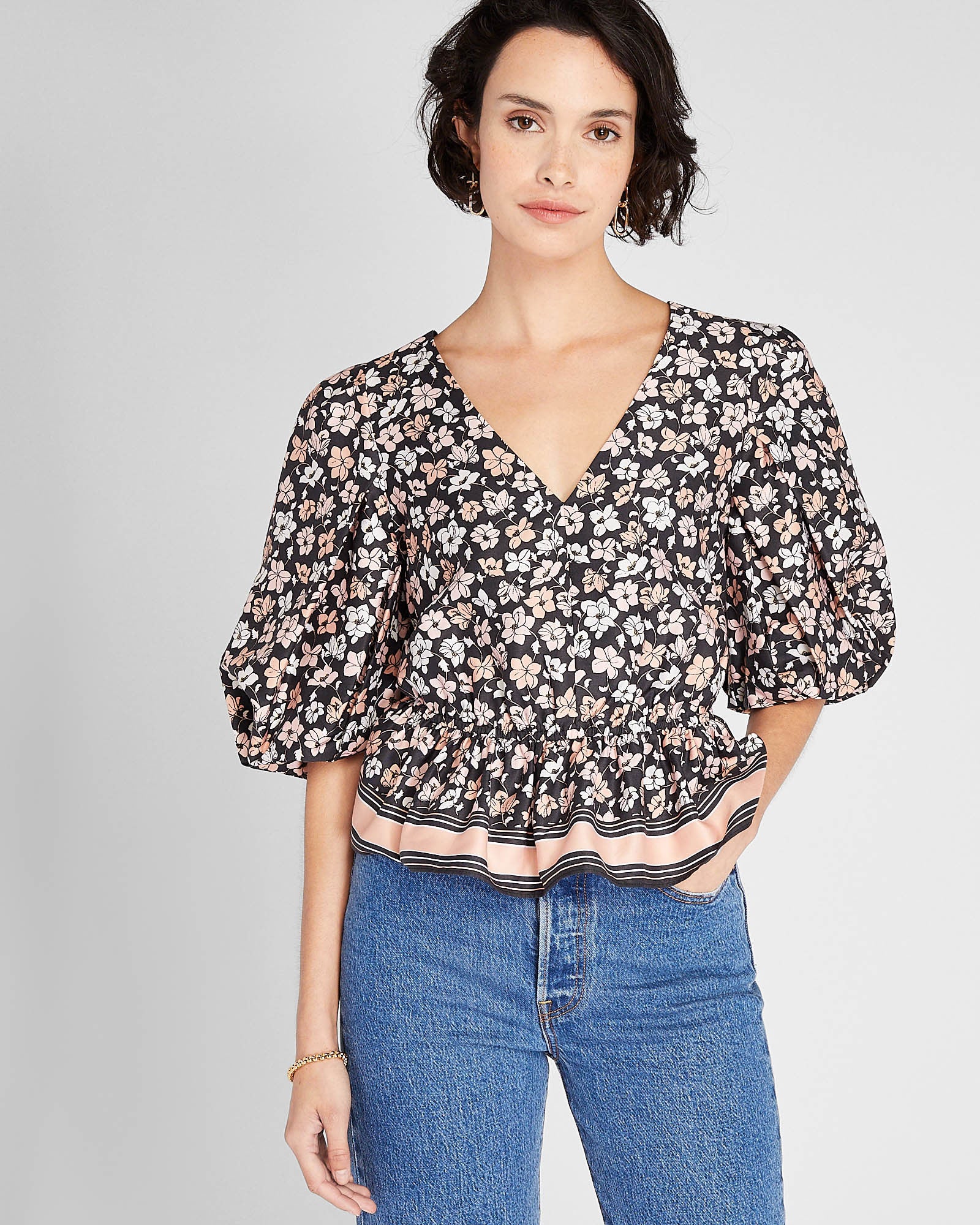 CLUB MONACO - Waisted Balloon Sleeve Top - Multi