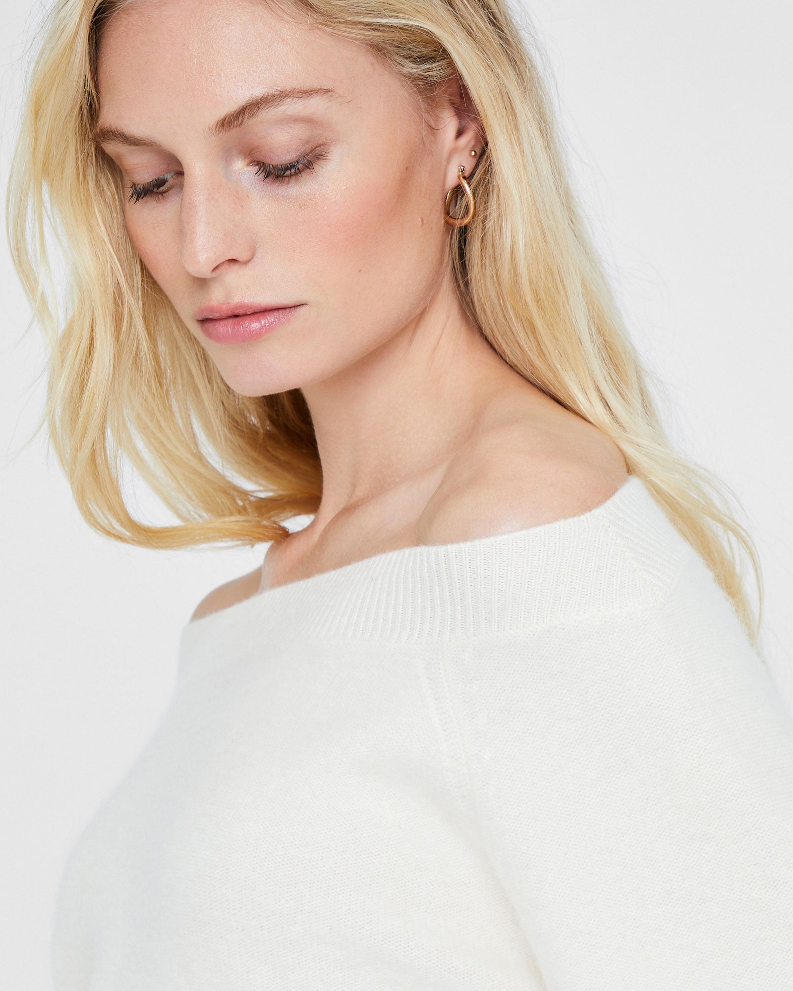 CLUB MONACO - Off-The-Shoulder Cashmere Sweater - White