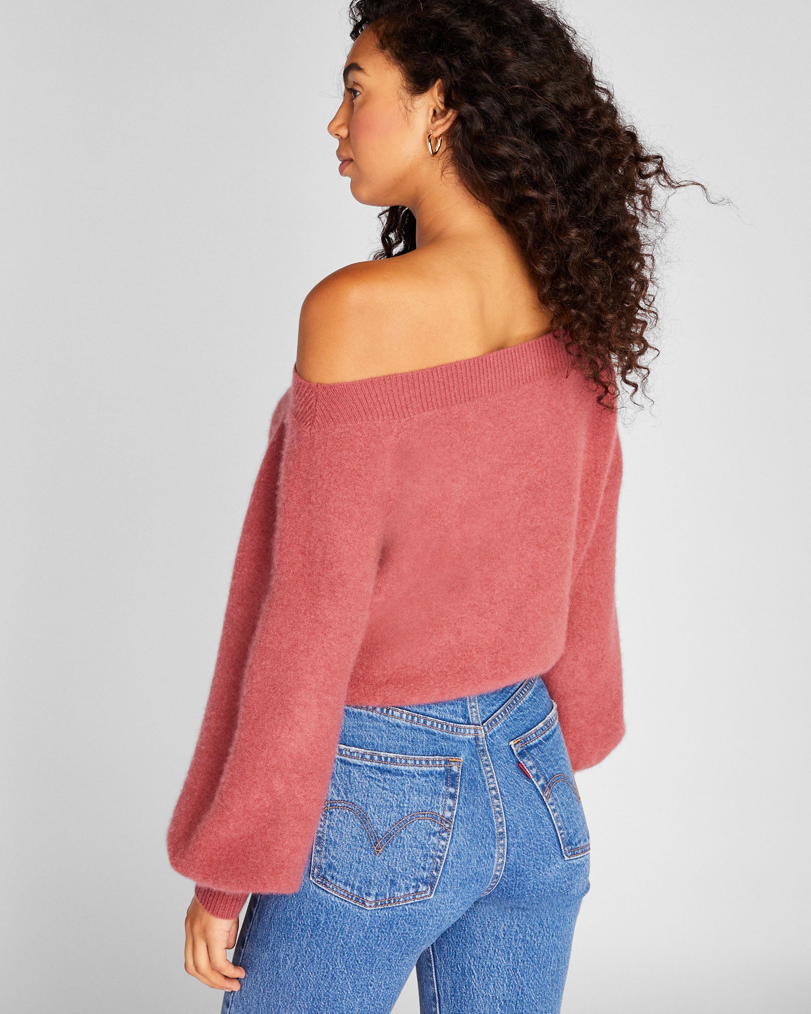 CLUB MONACO - Off-The-Shoulder Cashmere Sweater - Ruby Wine