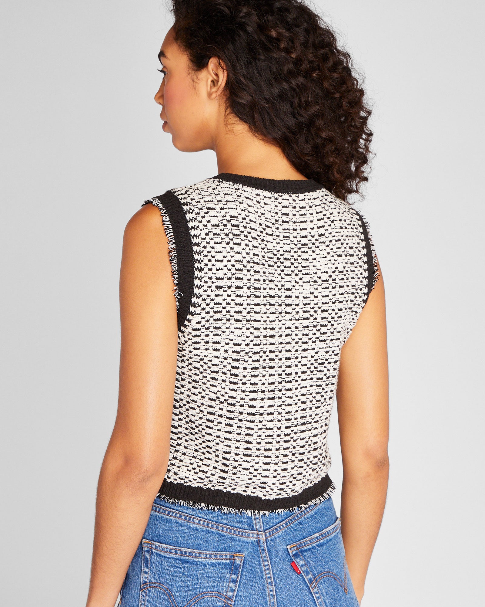 CLUB MONACO - Textured Stitch Shell - White-Black