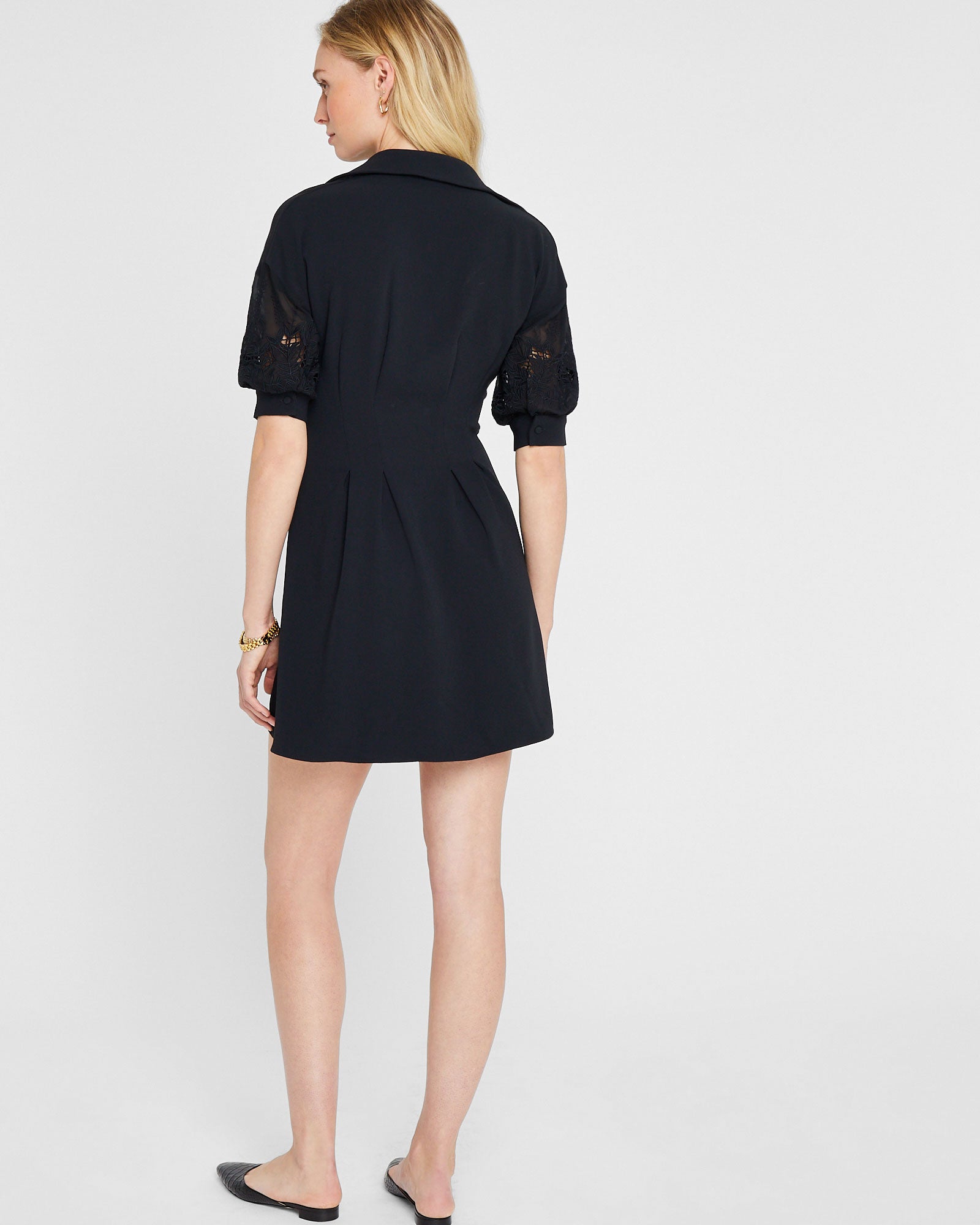 CLUB MONACO - Robe brodée à manches ballons - Noir