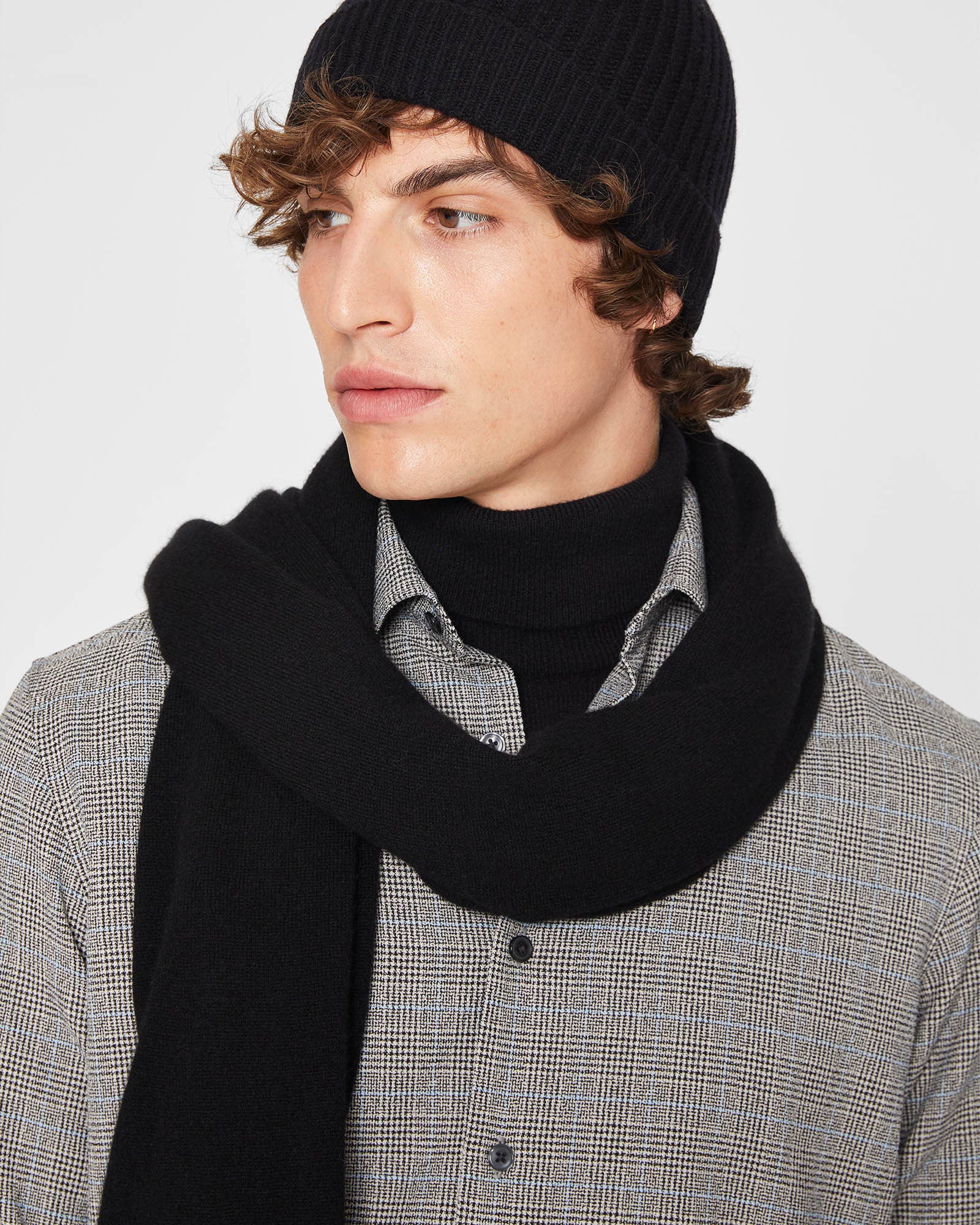 CLUB MONACO - Kensington Cashmere Scarf - Black