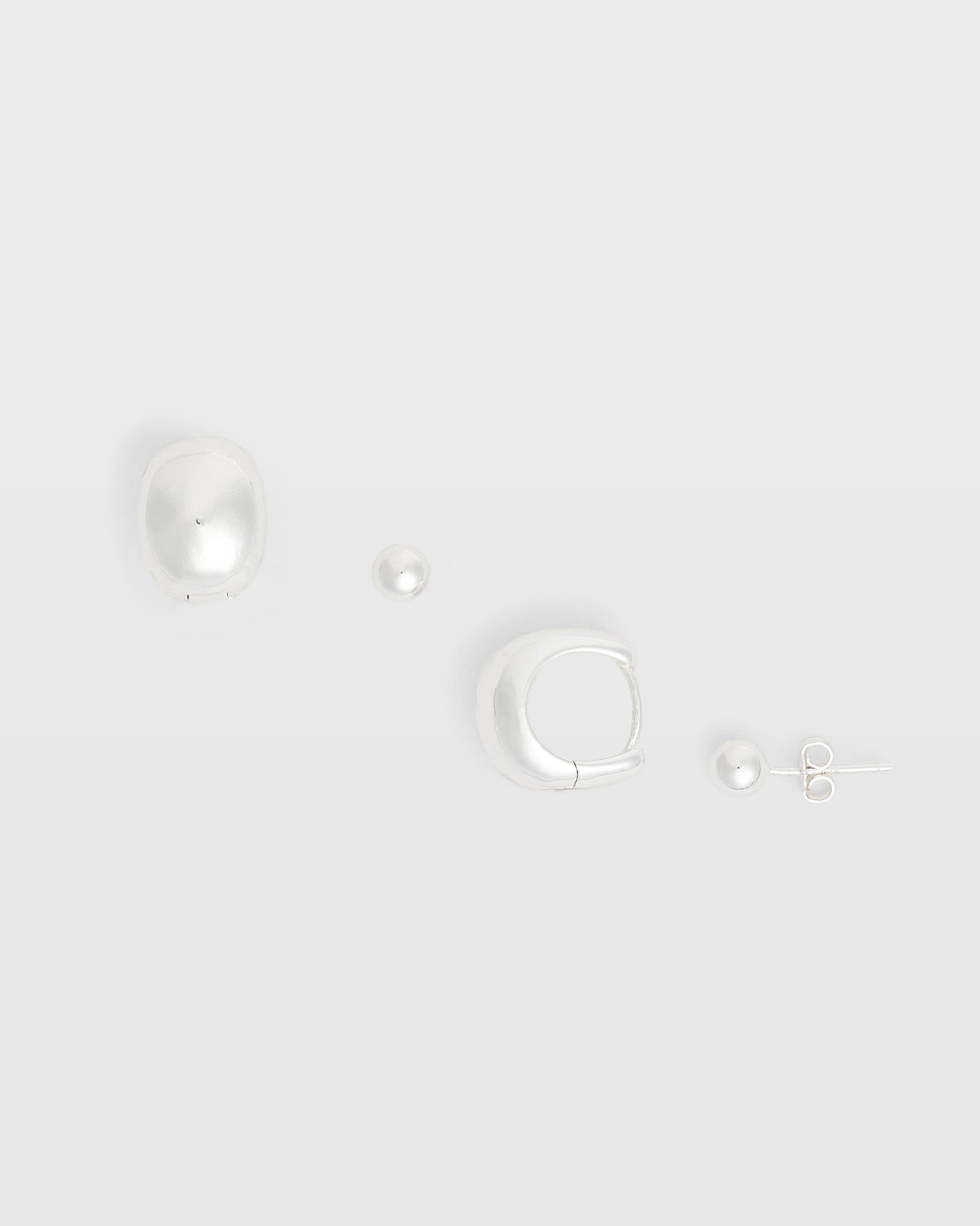 CLUB MONACO - Ensemble de boucles d'oreilles créoles effilées - Argent
