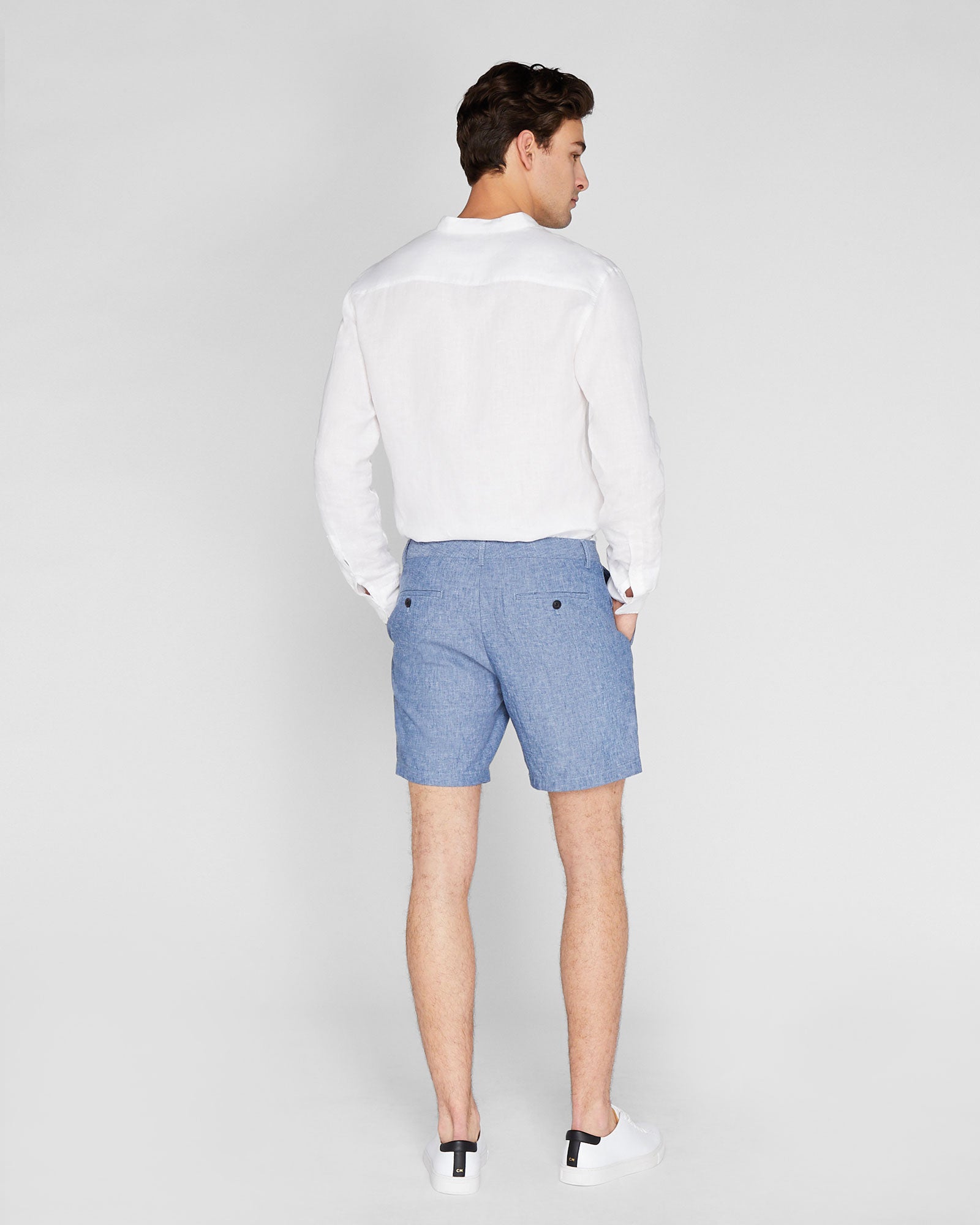 CLUB MONACO - Baxter Chambray Linen 7" Short - Blue Mix