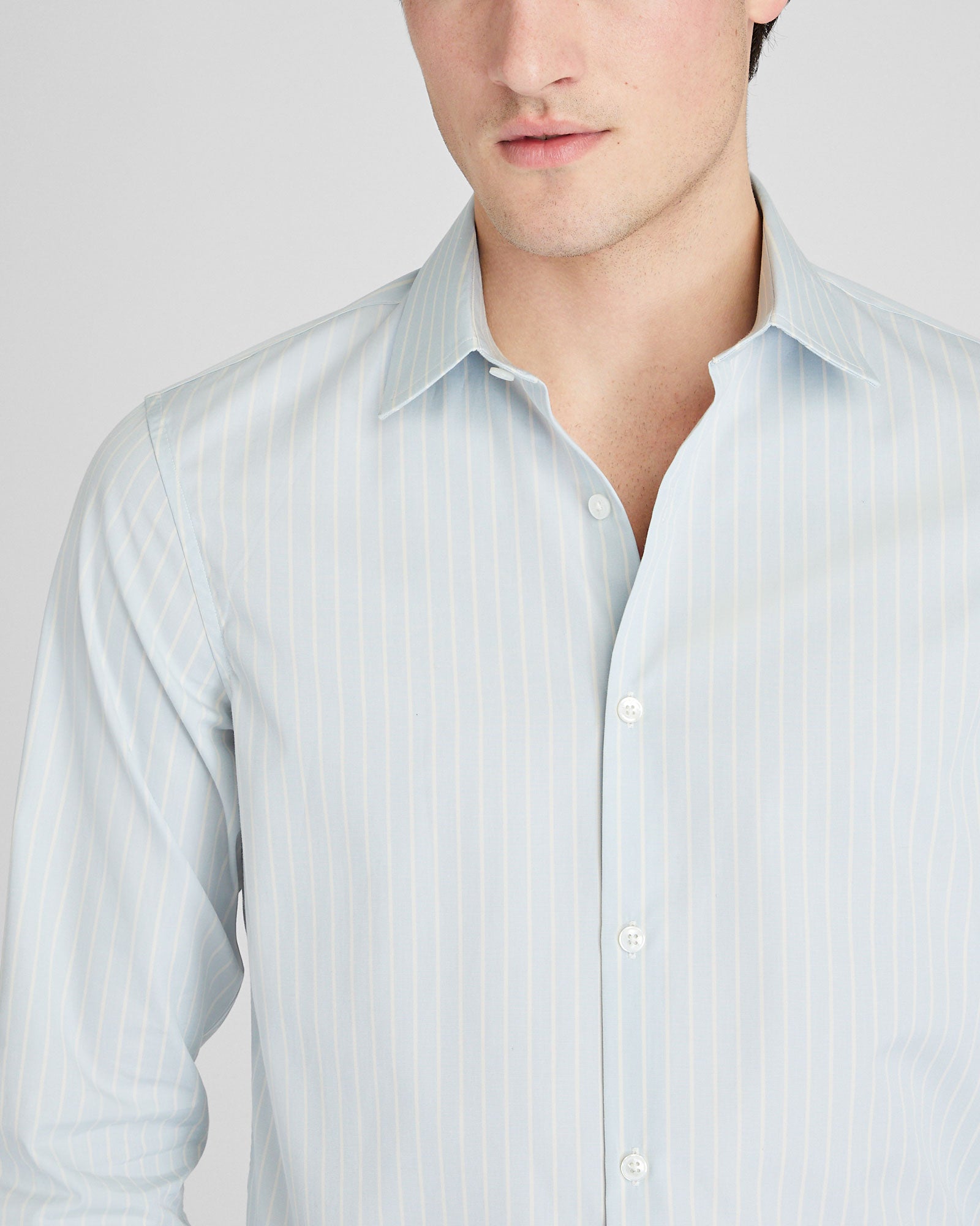 CLUB MONACO - Fine Cotton Dress Shirt - Light Blue Base