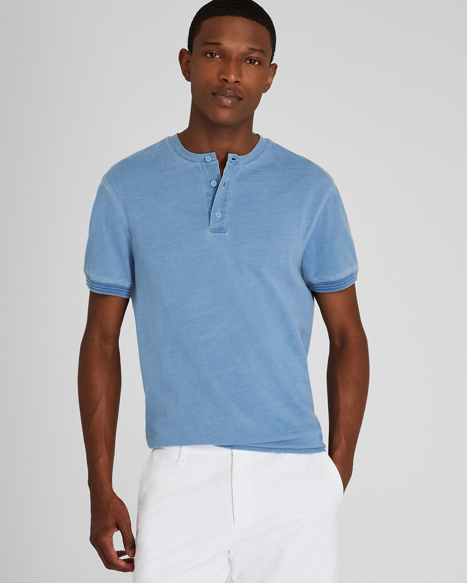 CLUB MONACO - Short Sleeve Indigo Henley - Indigo Heather