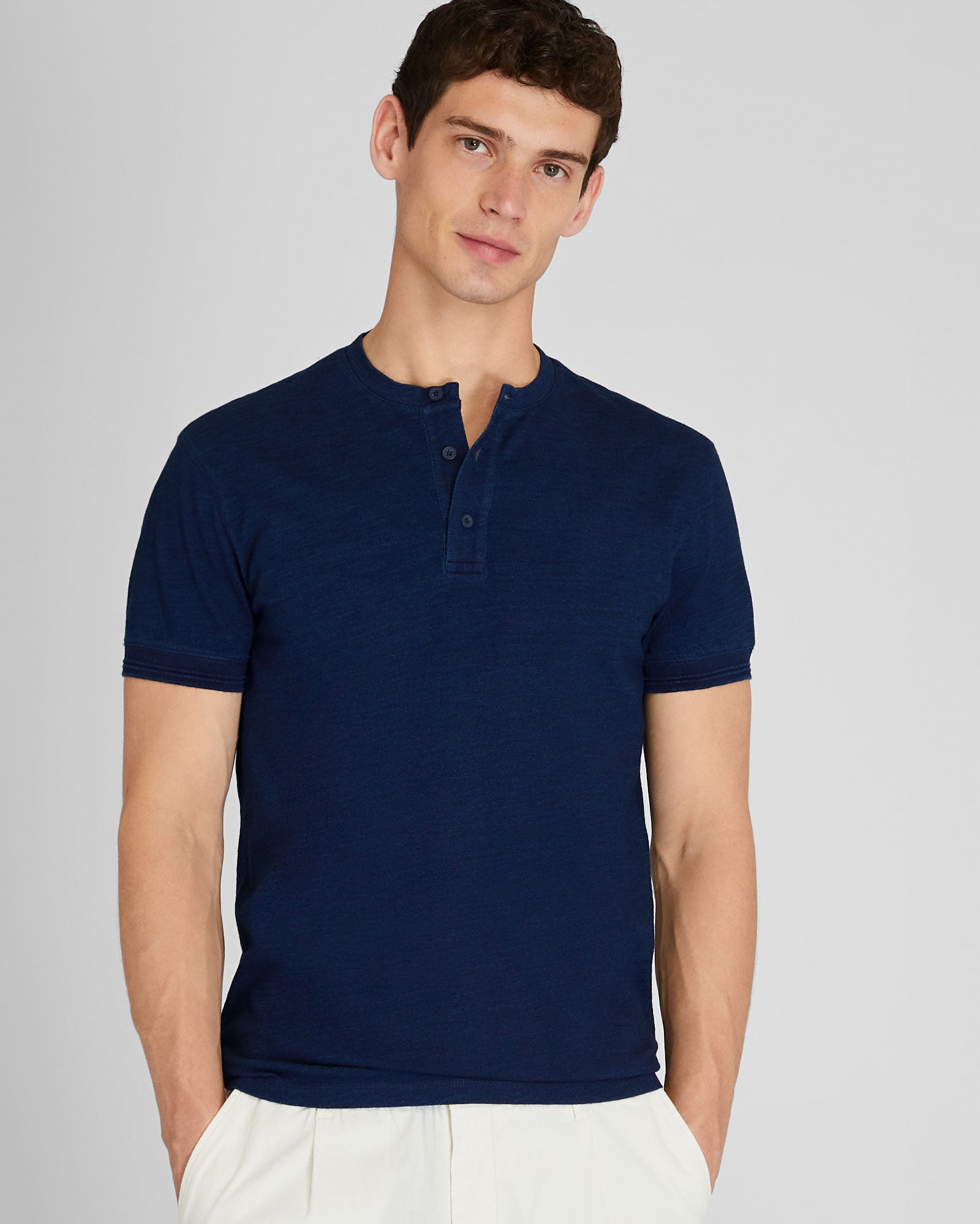 CLUB MONACO - Short Sleeve Indigo Henley - Indigo