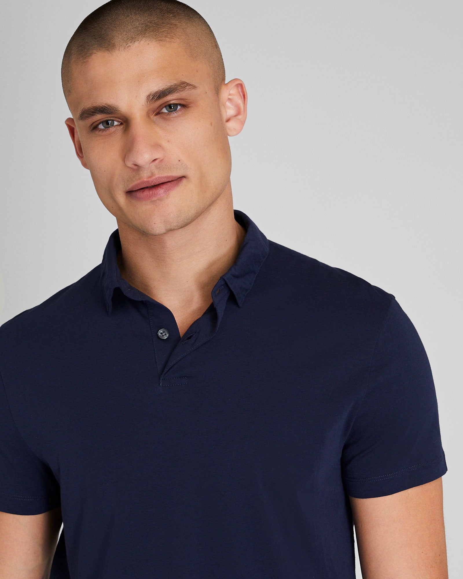 CLUB MONACO - Polo japonais ultraléger - Marine