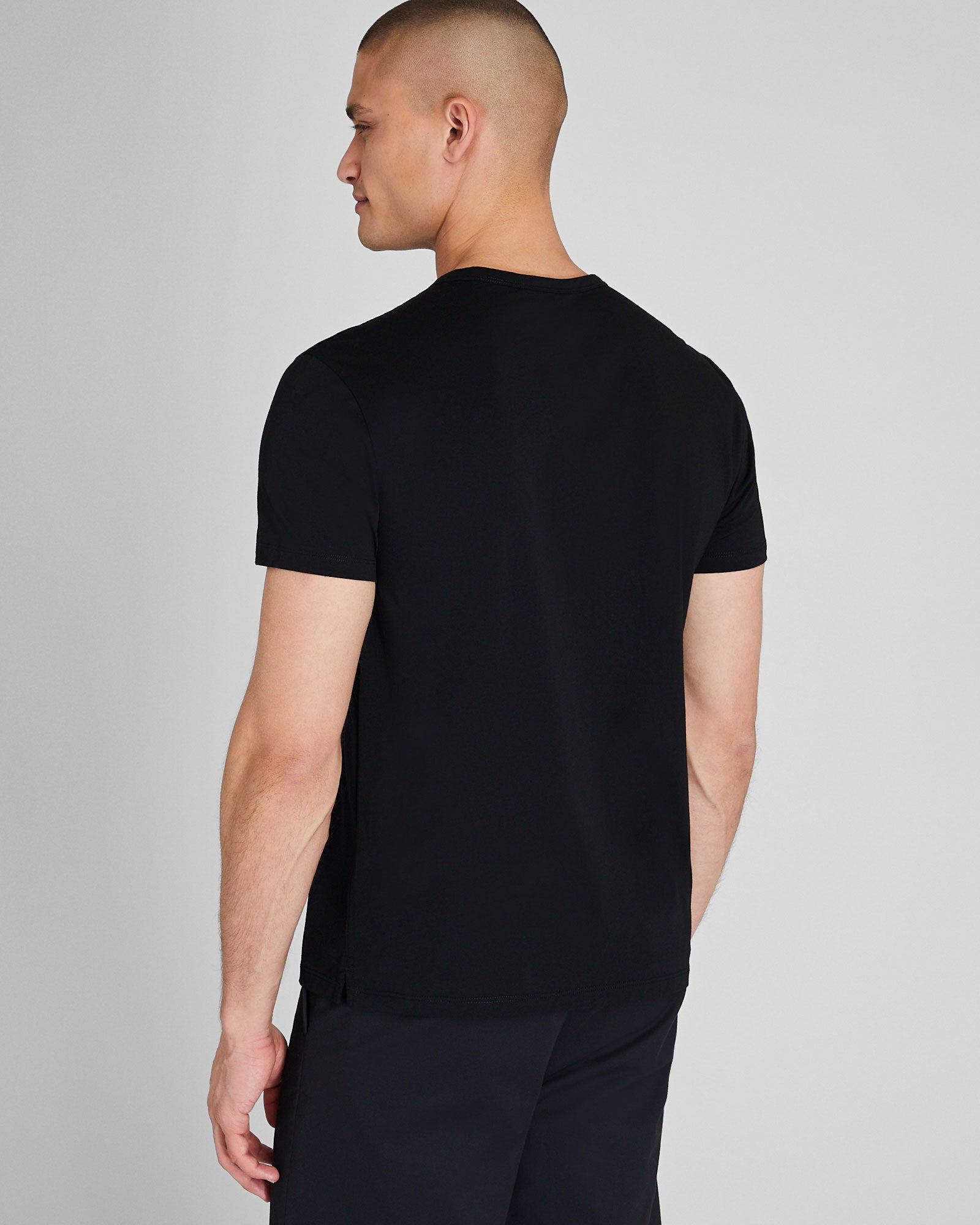 CLUB MONACO - T-shirt japonais ultraléger - Noir