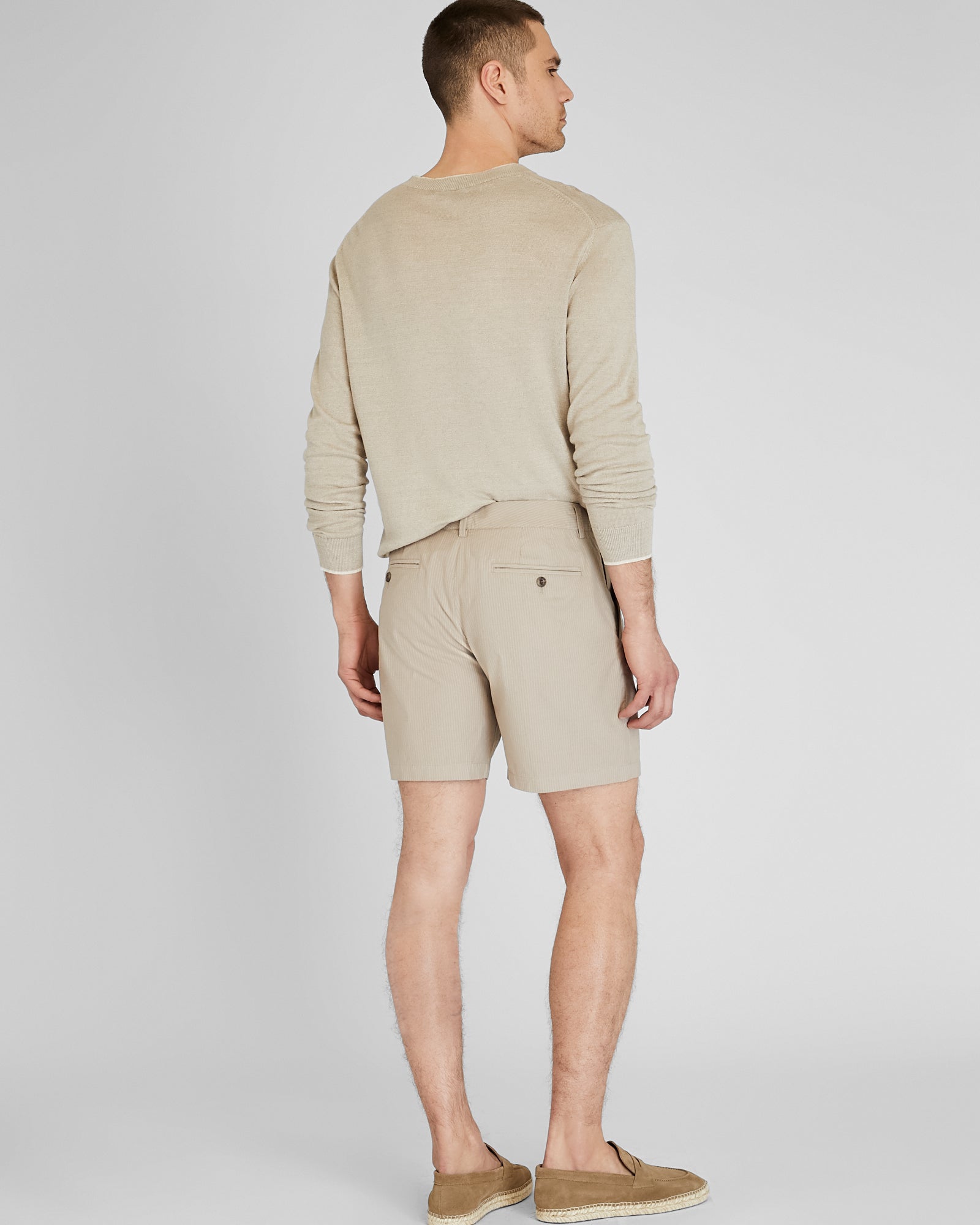 CLUB MONACO - Baxter Micro-Stripe 7” Shorts - Rayures Havane