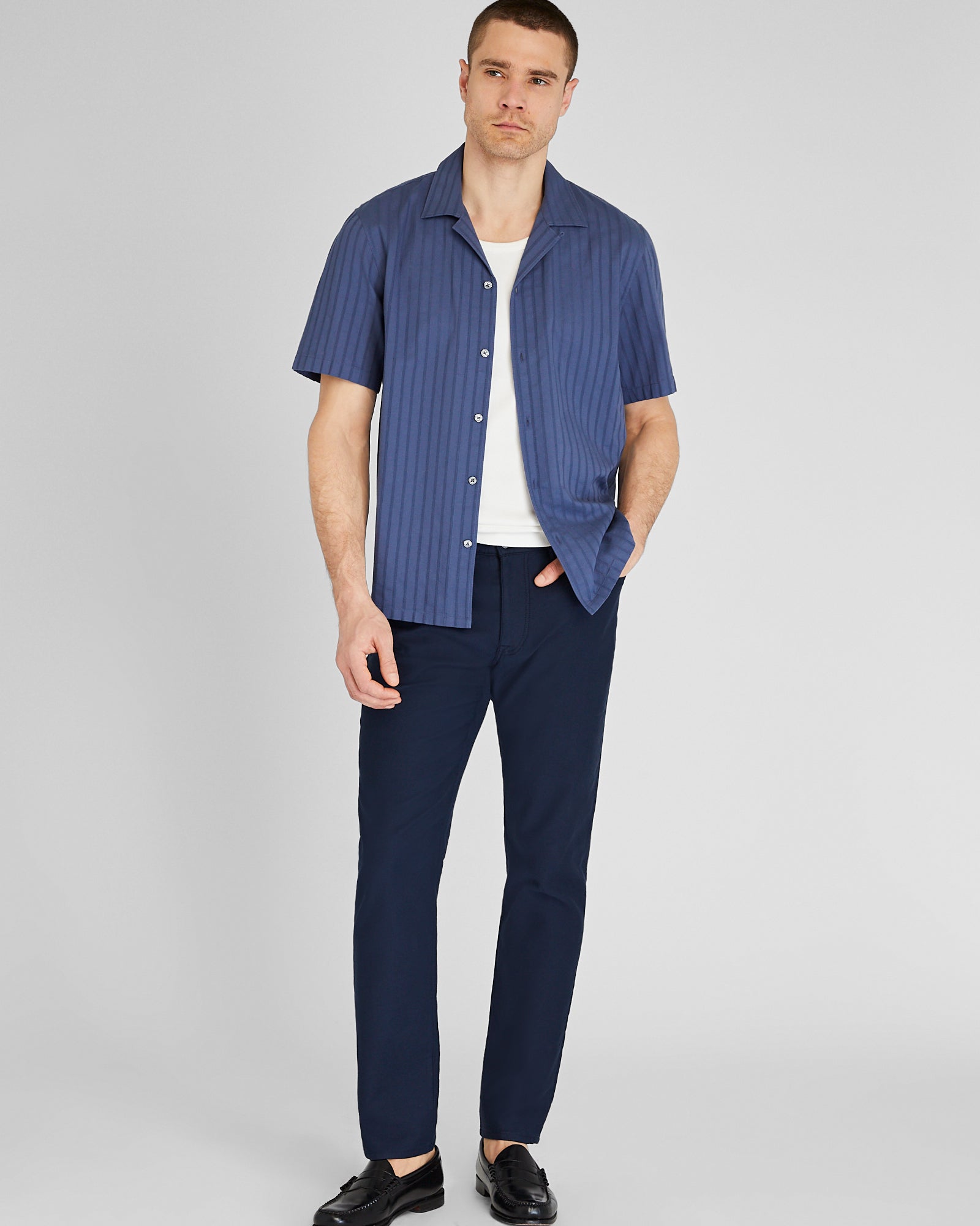 CLUB MONACO - Textured Stripe Camp Collar Shirt - Bleu moyen