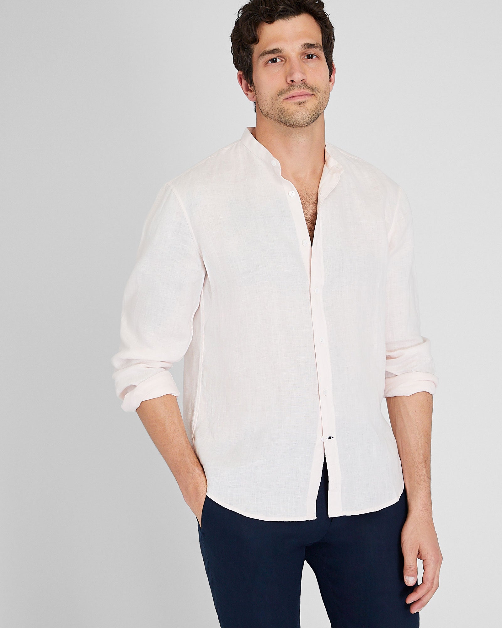 CLUB MONACO - Chemise en lin à col cravate - Rose clair