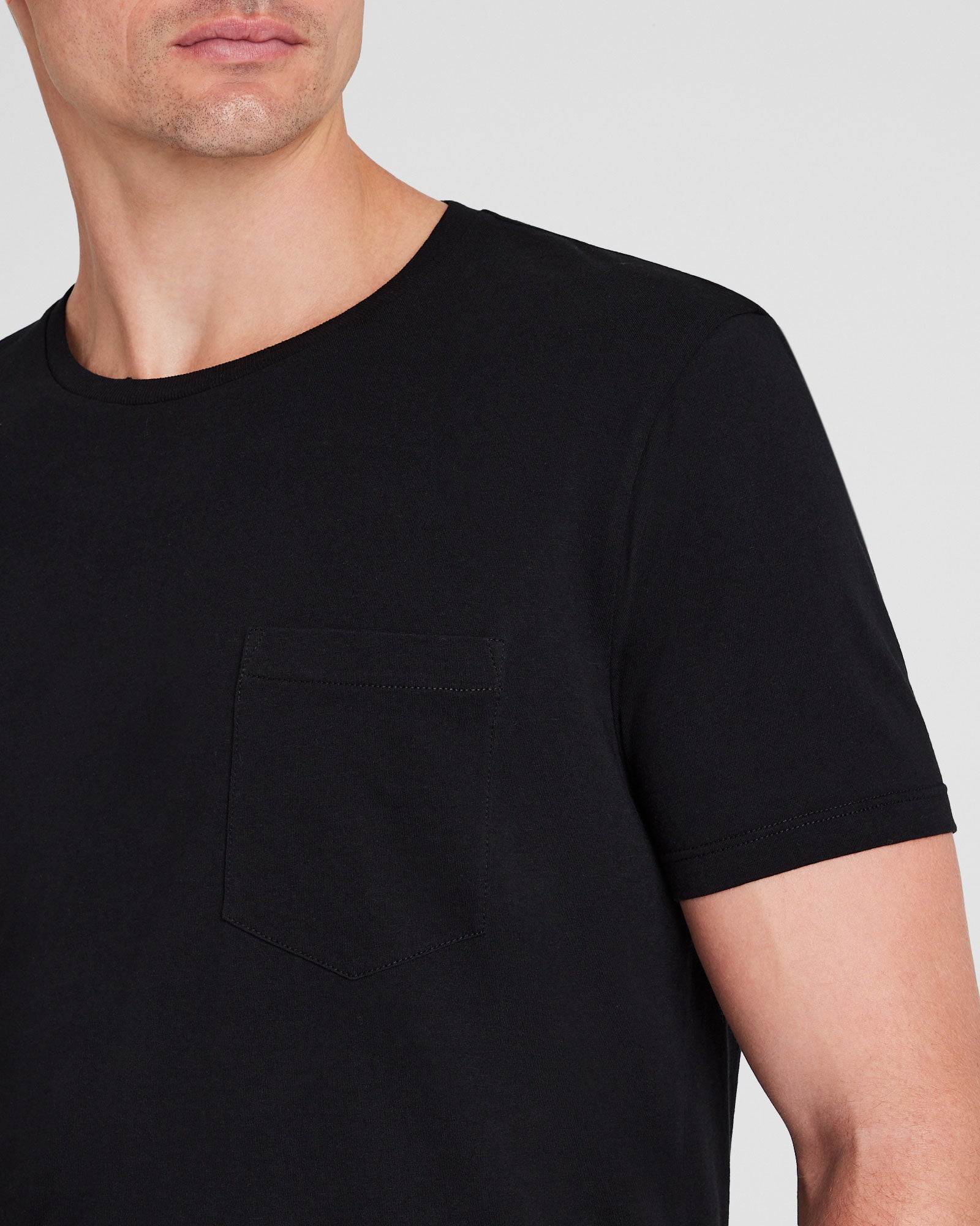 CLUB MONACO - Williams Pocket Tee - Black