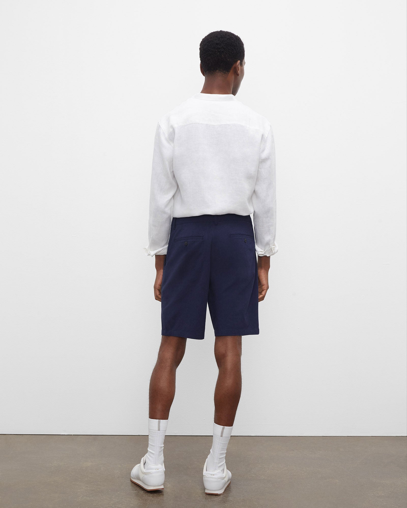 CLUB MONACO - Maddox Seersucker 9" Short - Navy