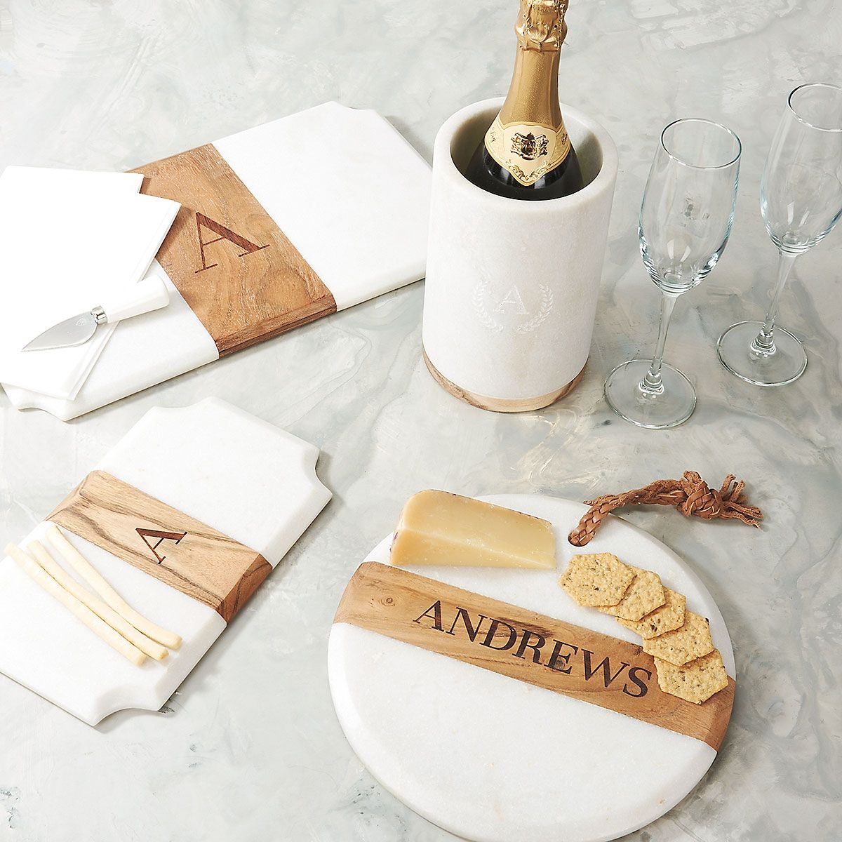 CLUB MONACO - Round White Marble & Wood Board -