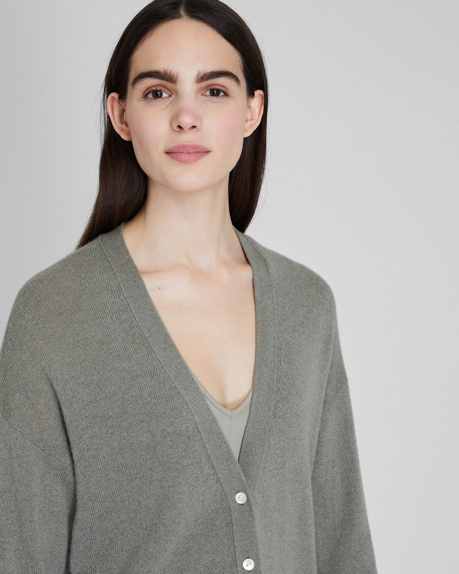 CLUB MONACO - Lofty Cashmere Cardigan - Oak