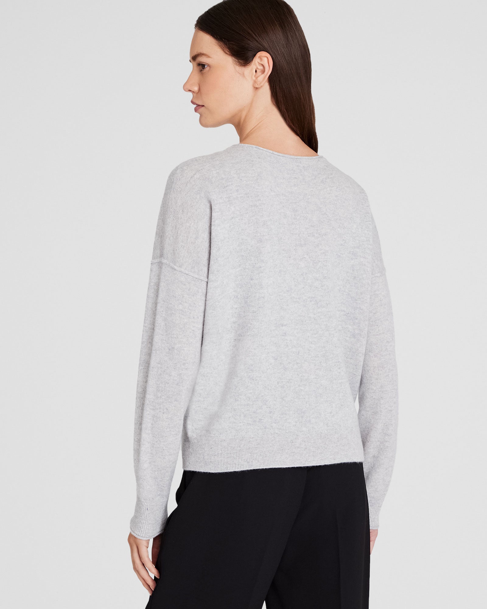 CLUB MONACO - Cashmere V-Neck Cardigan - Light Heather Grey