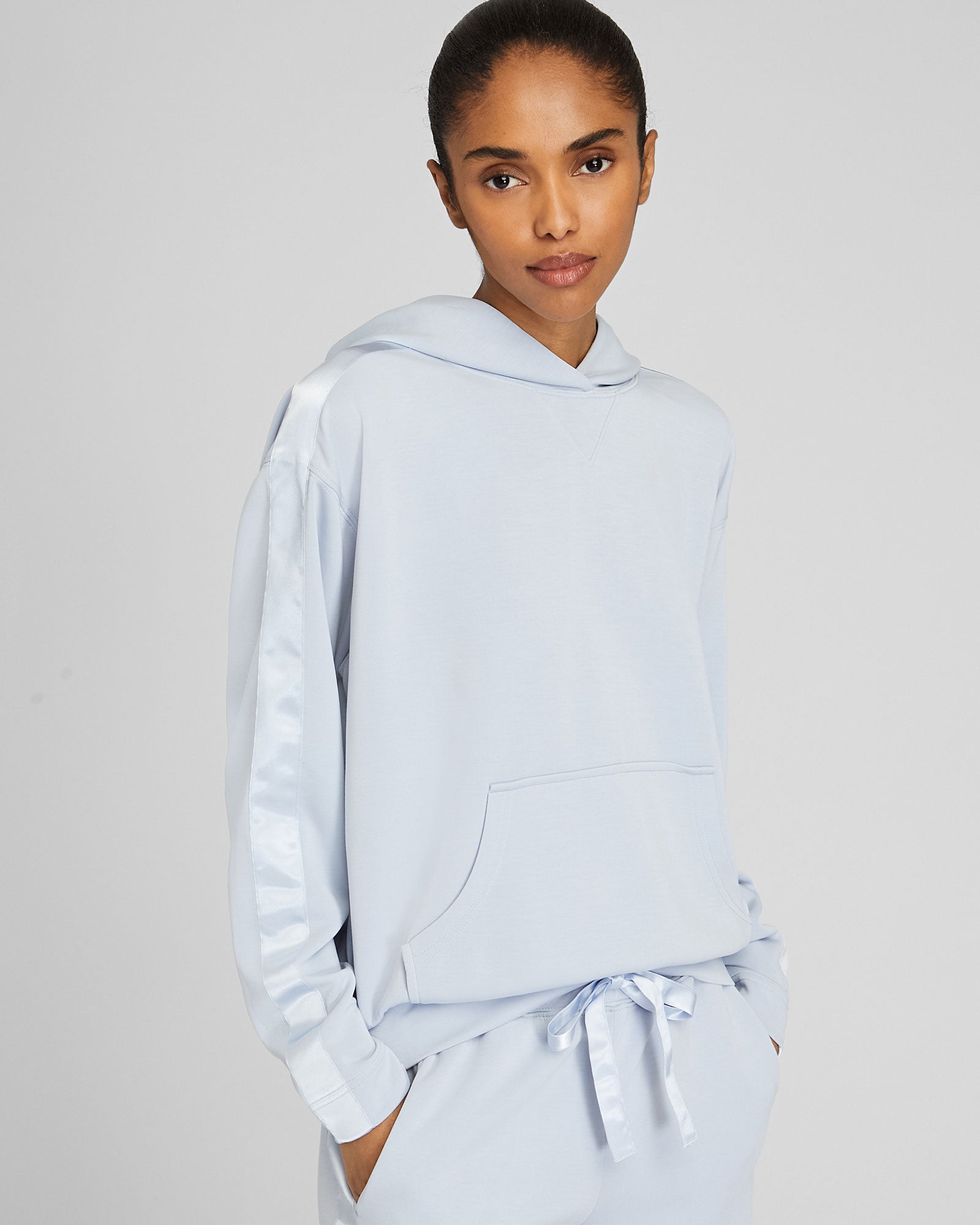 CLUB MONACO - Satin Stripe Hoodie - Light Blue